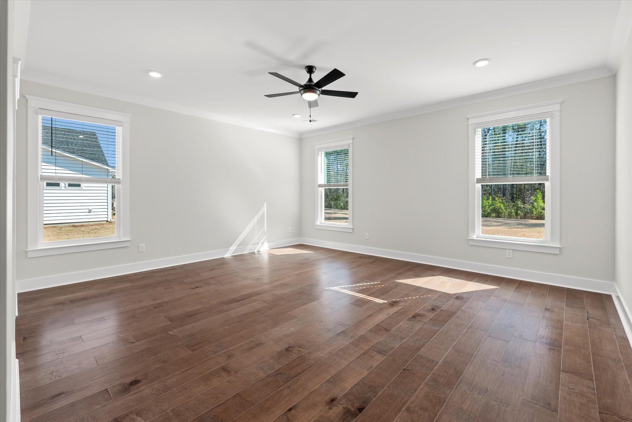 180 Huguenot Trail