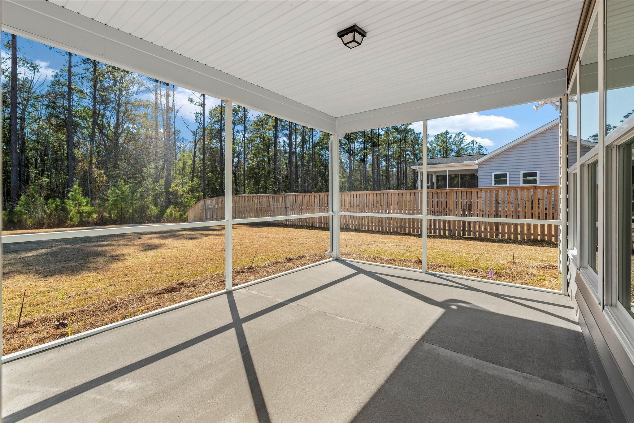 180 Huguenot Trail