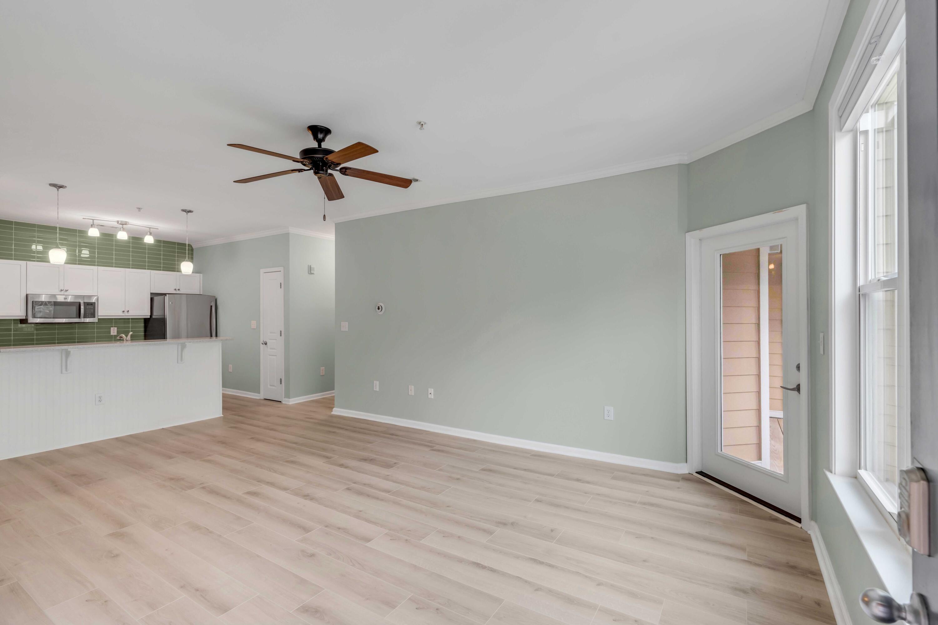 500 Bucksley Lane # 204