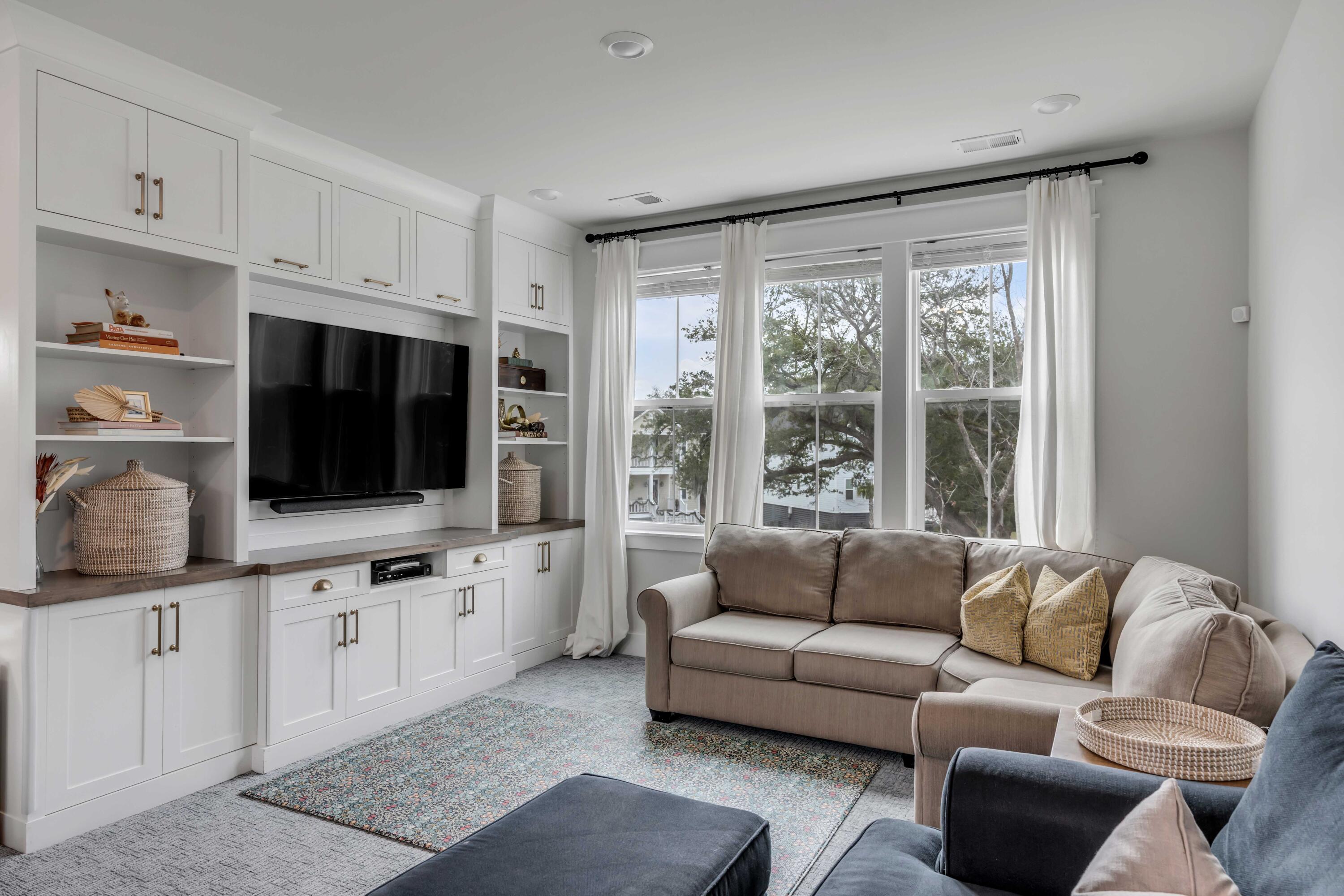 2788 Mcfadden Way