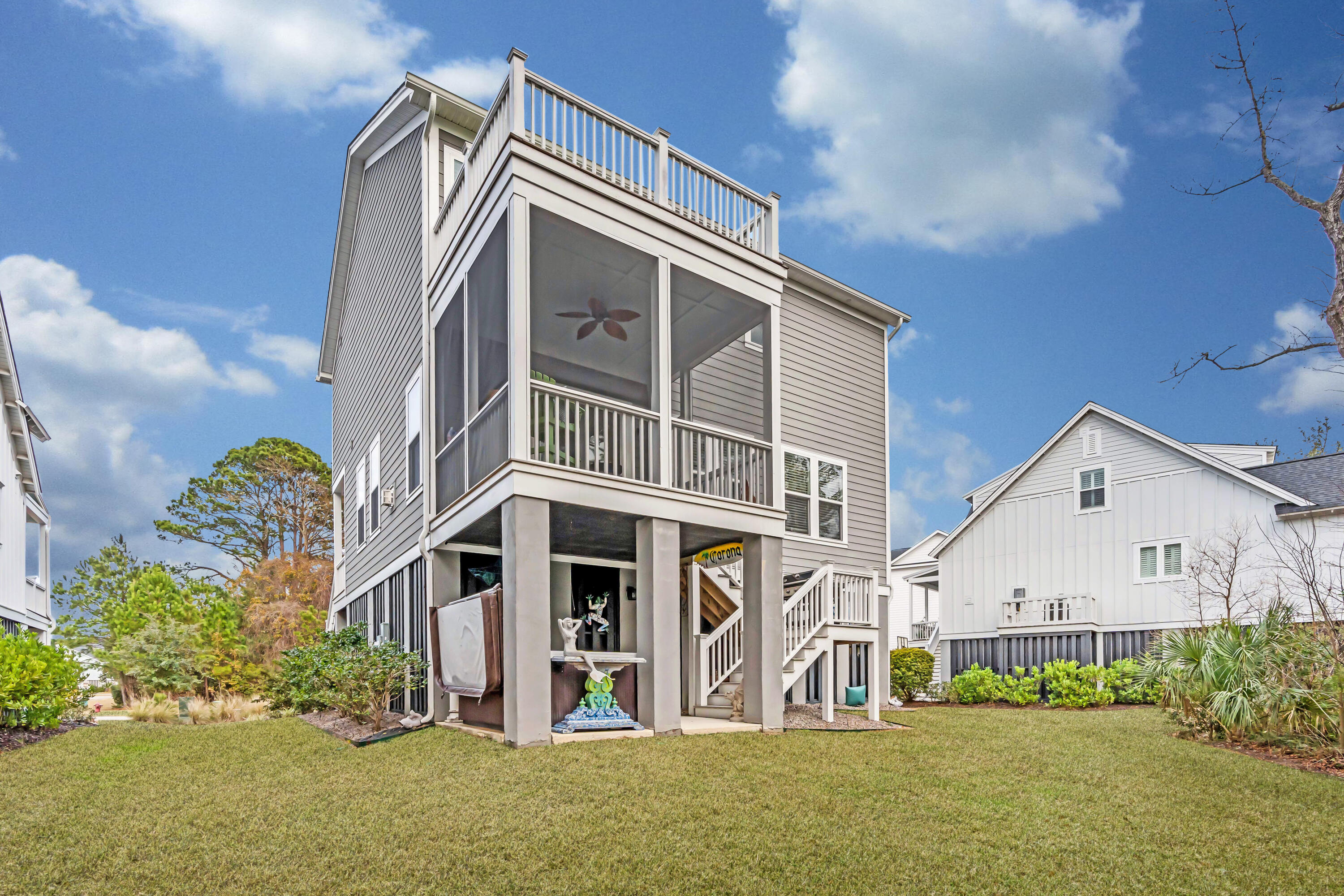 1444 Stratton Place