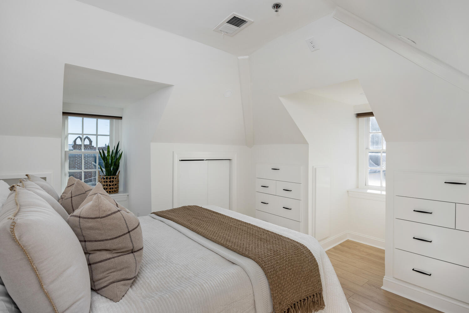 348 King Street # L