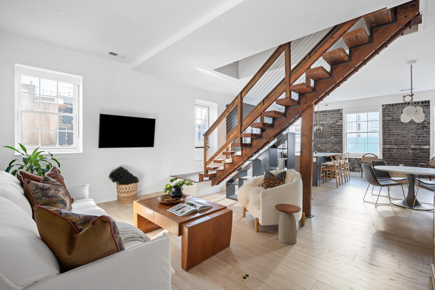 348 King Street # L