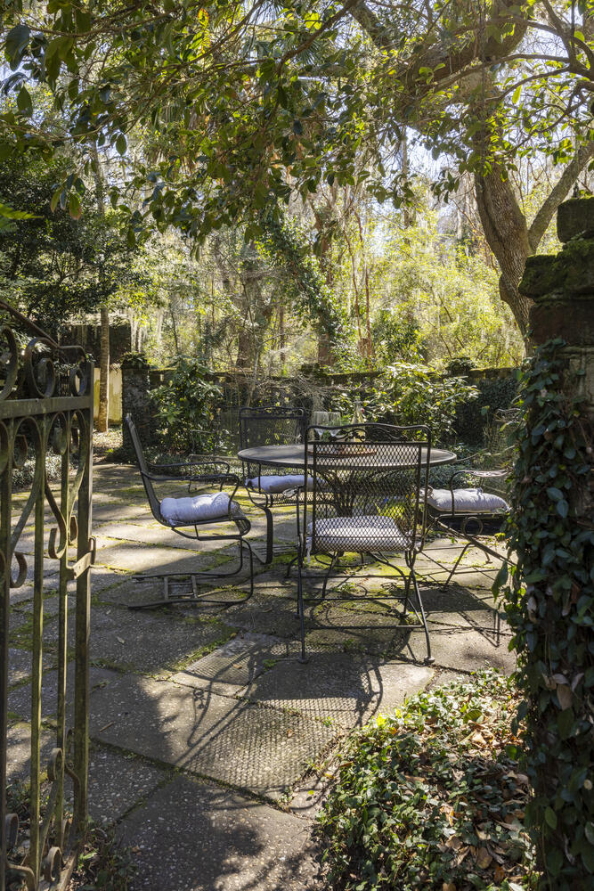1521 W Palmetto Fort Drive
