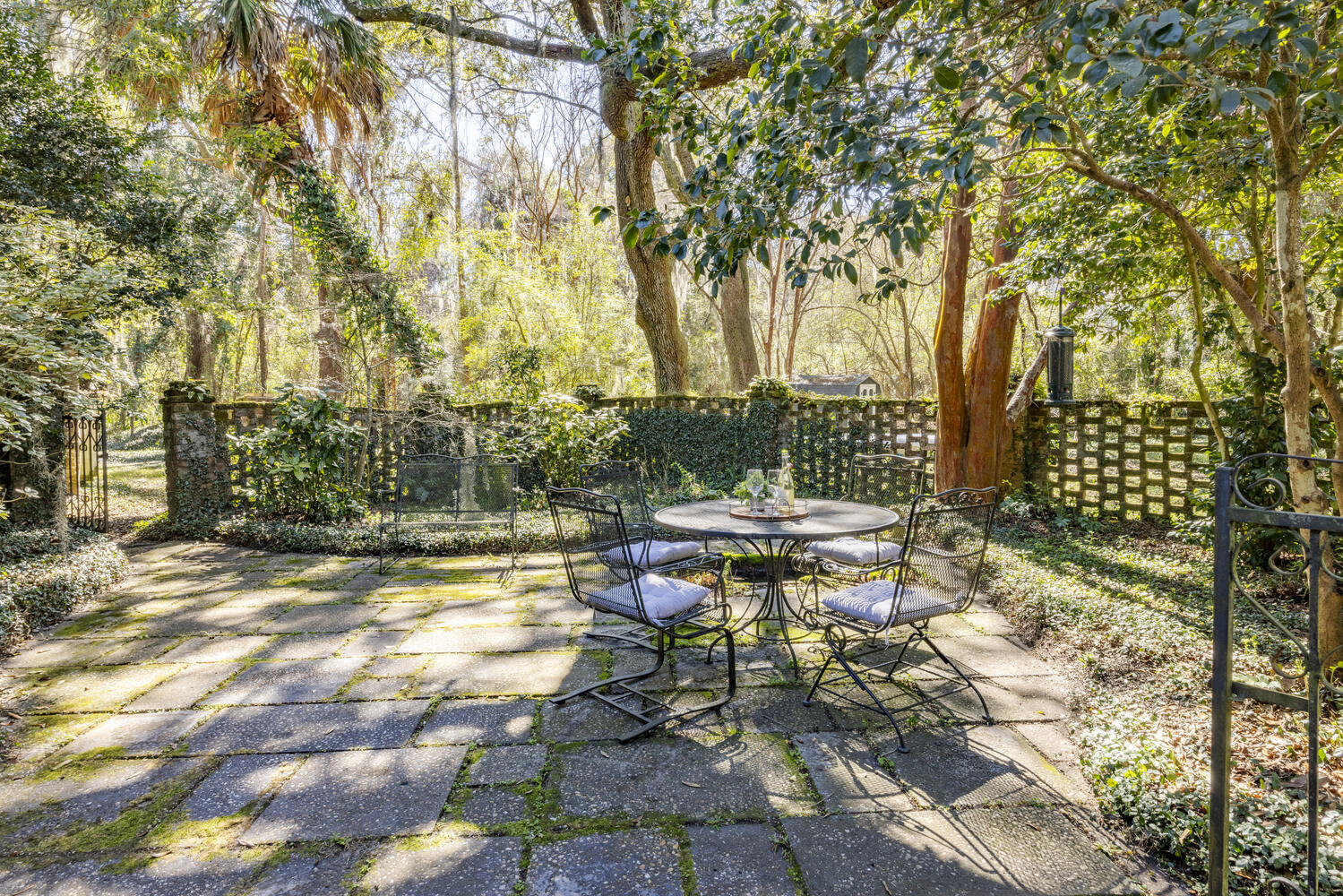 1521 W Palmetto Fort Drive