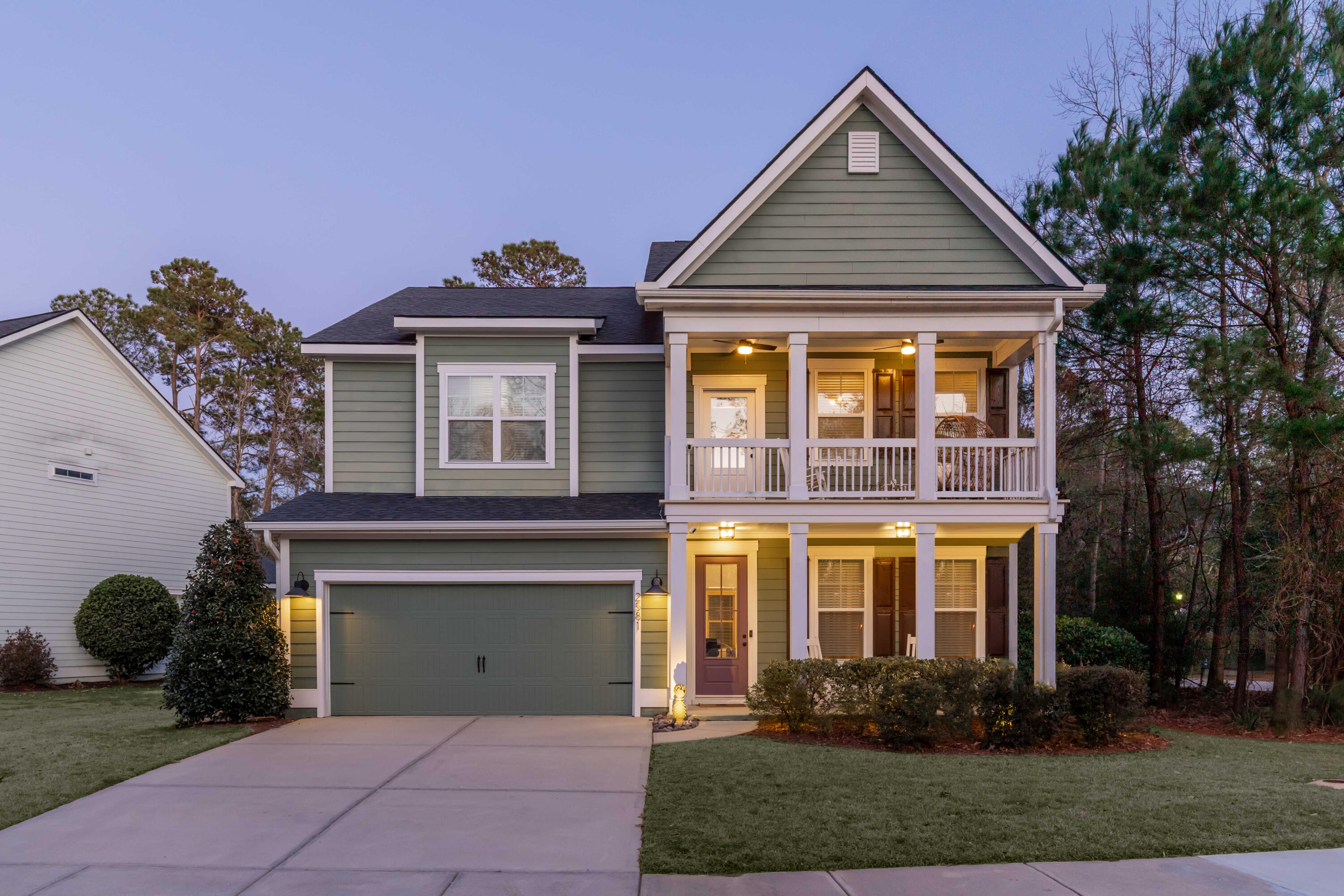2581 Larch Lane