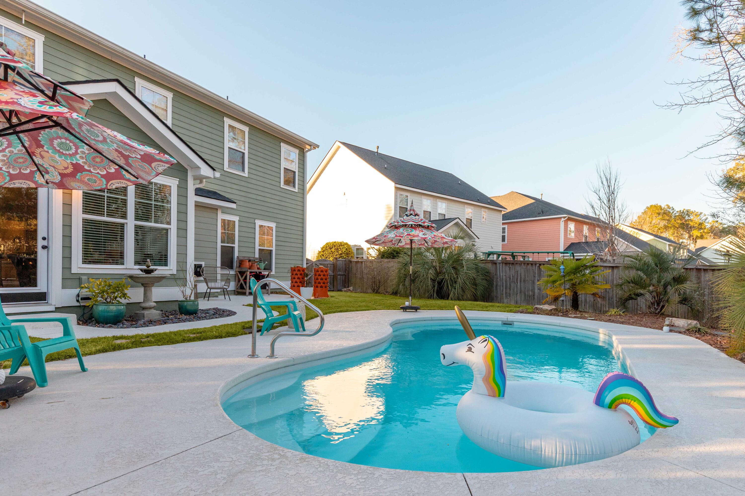 2581 Larch Lane