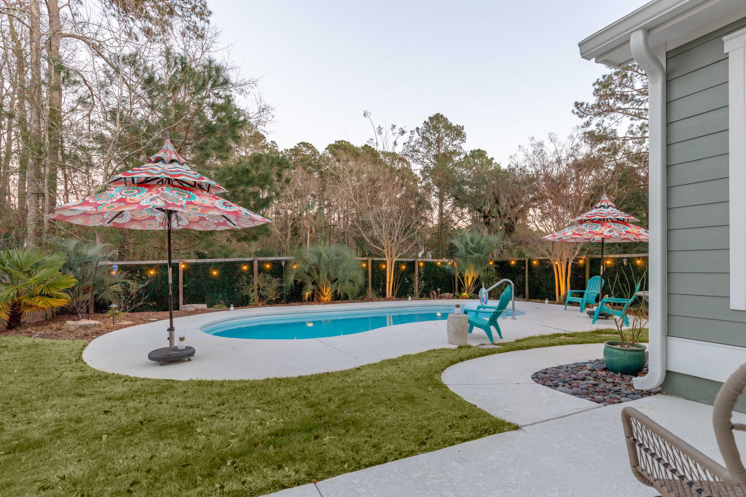 2581 Larch Lane