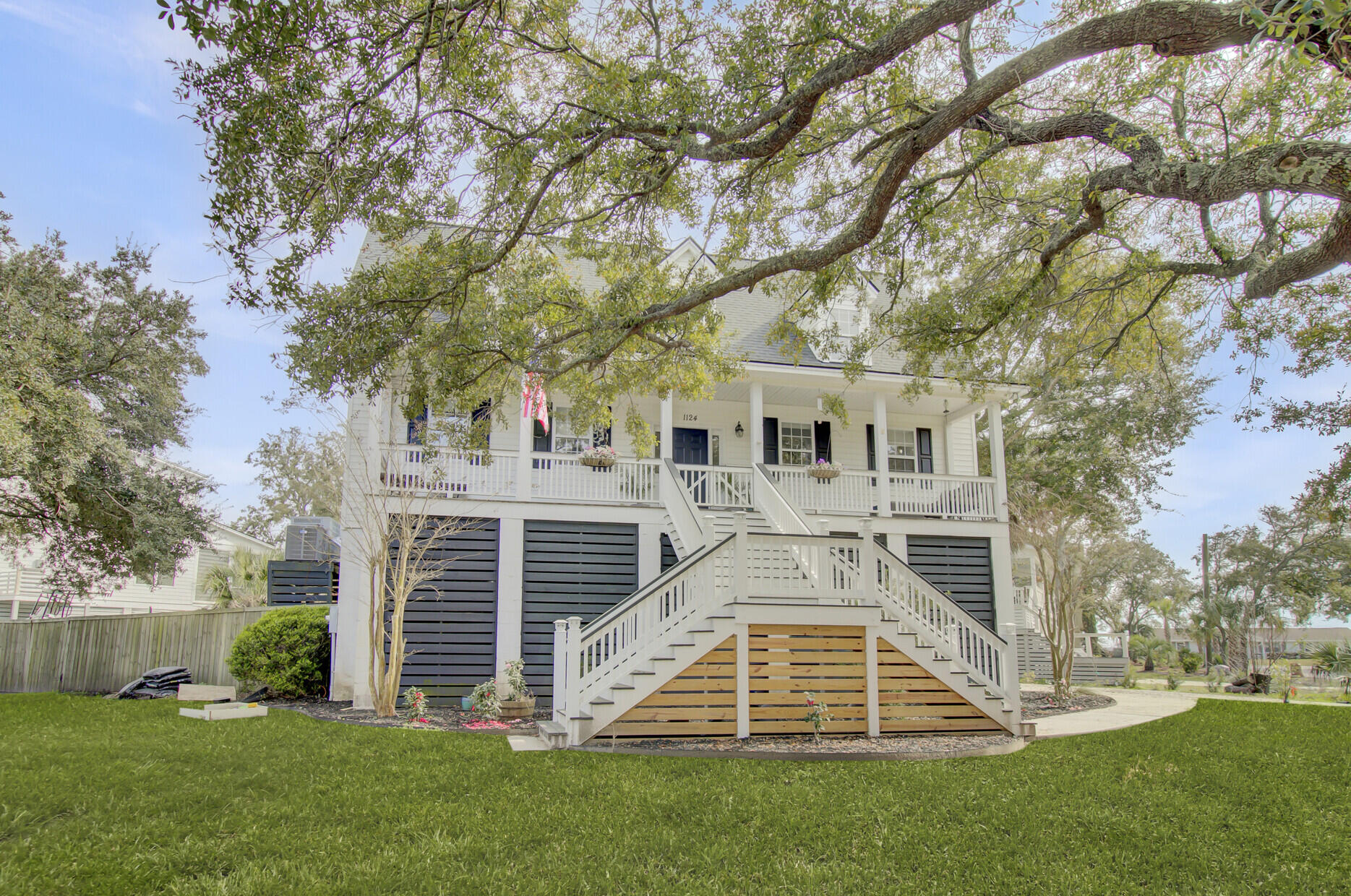1124 Galleon Road