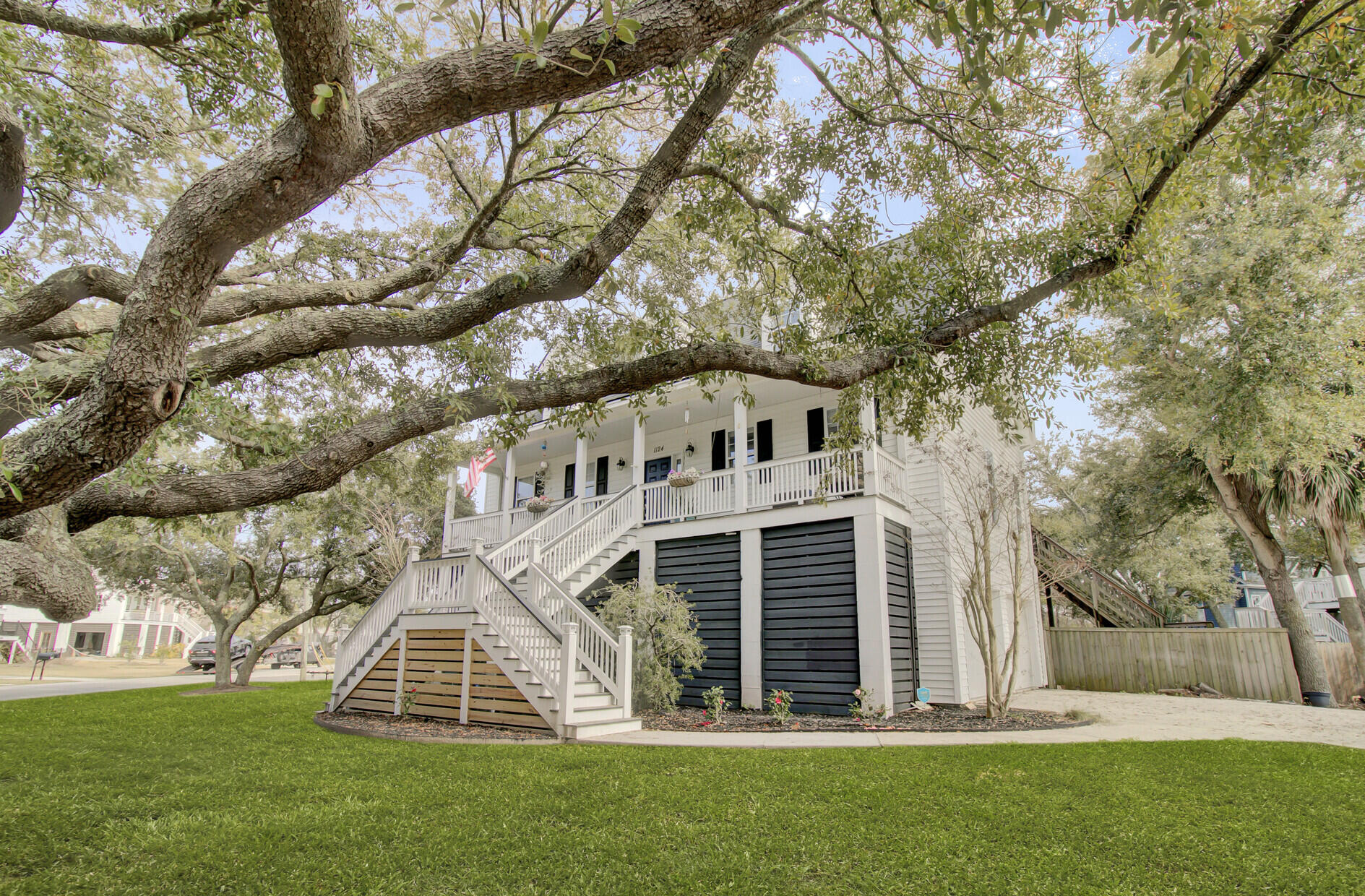 1124 Galleon Road