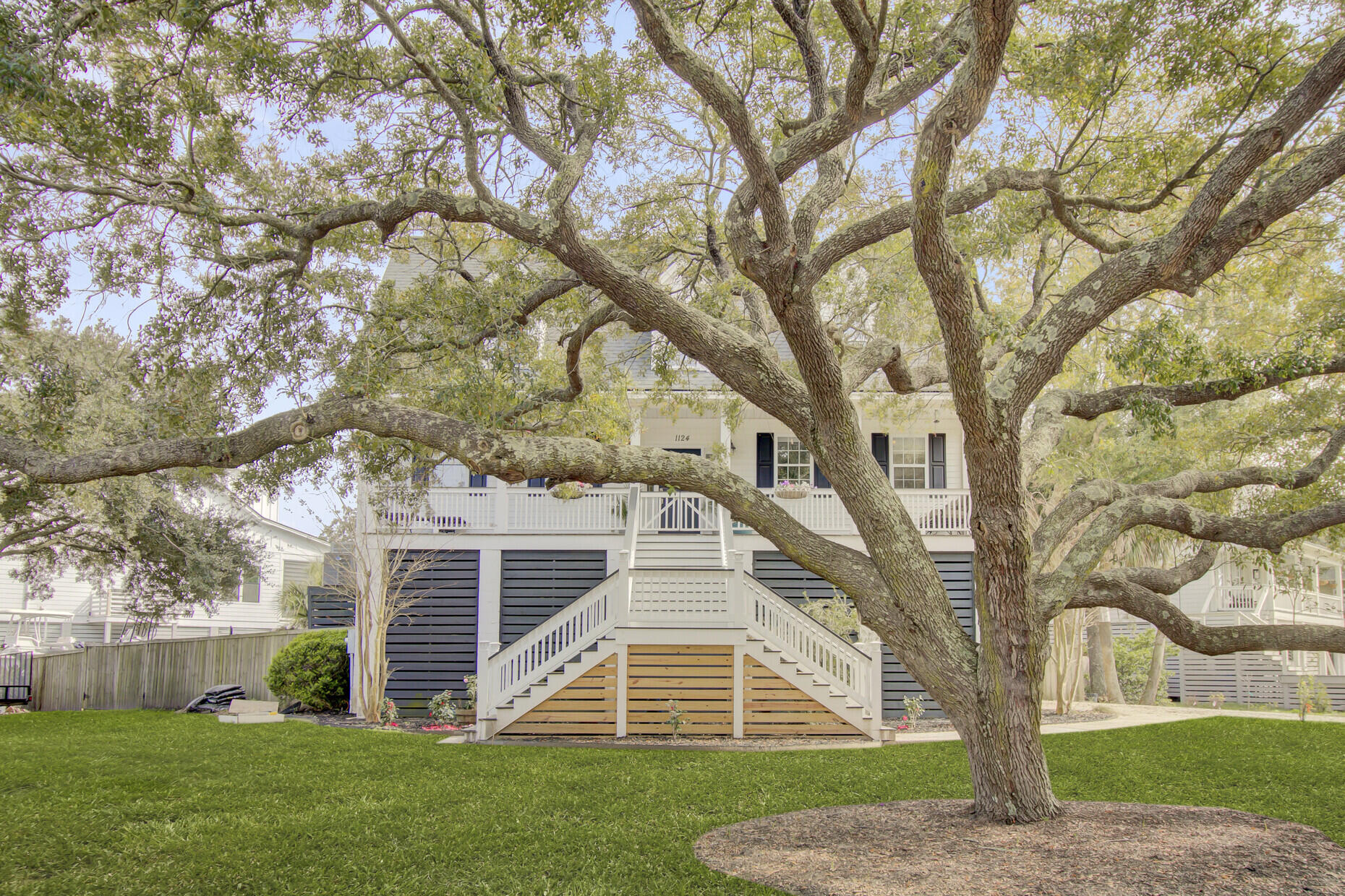1124 Galleon Road