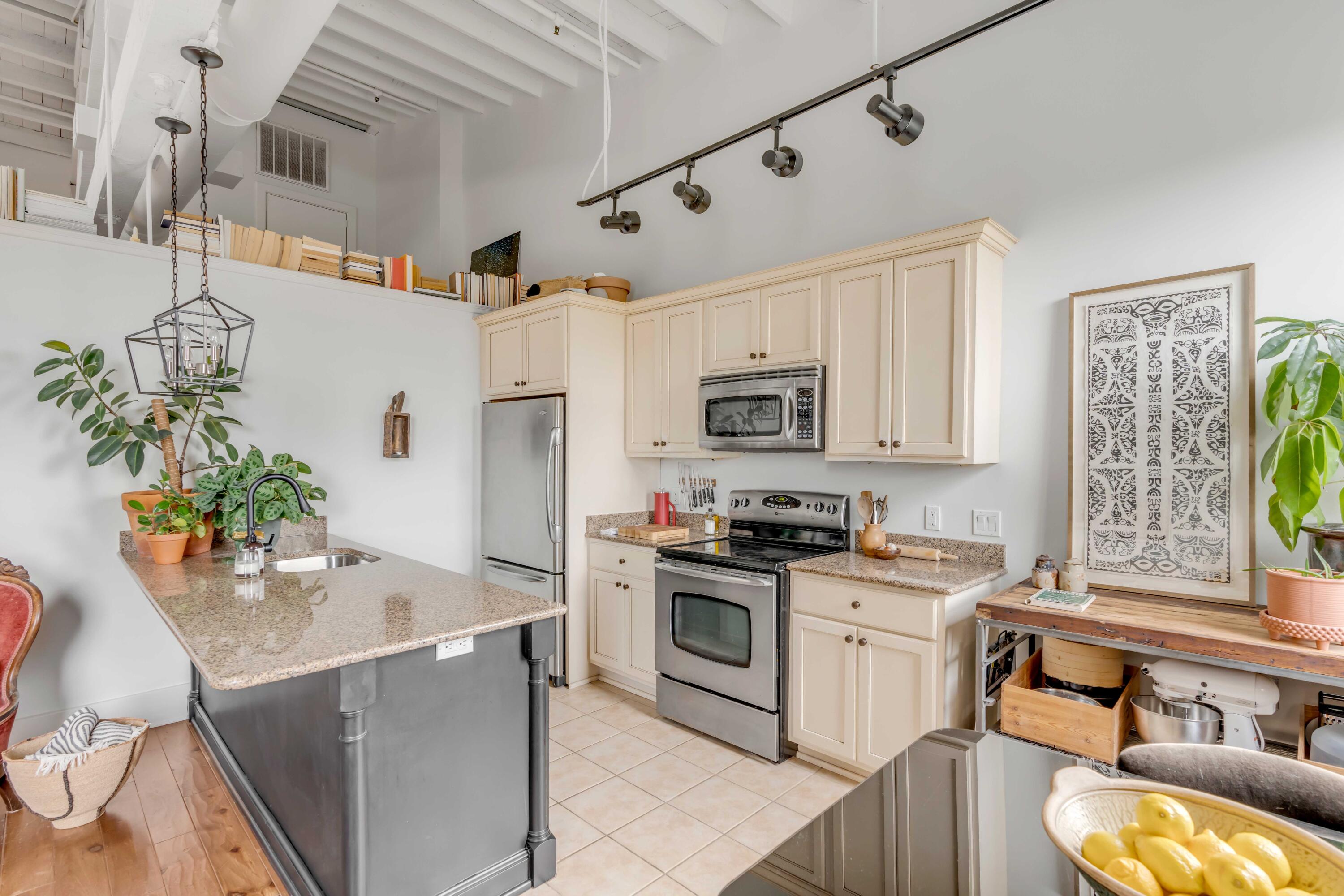 4 Beaufain Street # 303