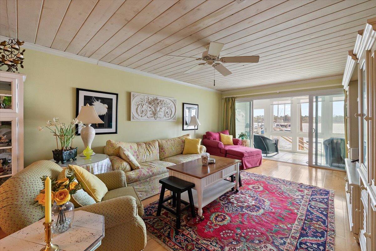 82 Mariners Cay Drive