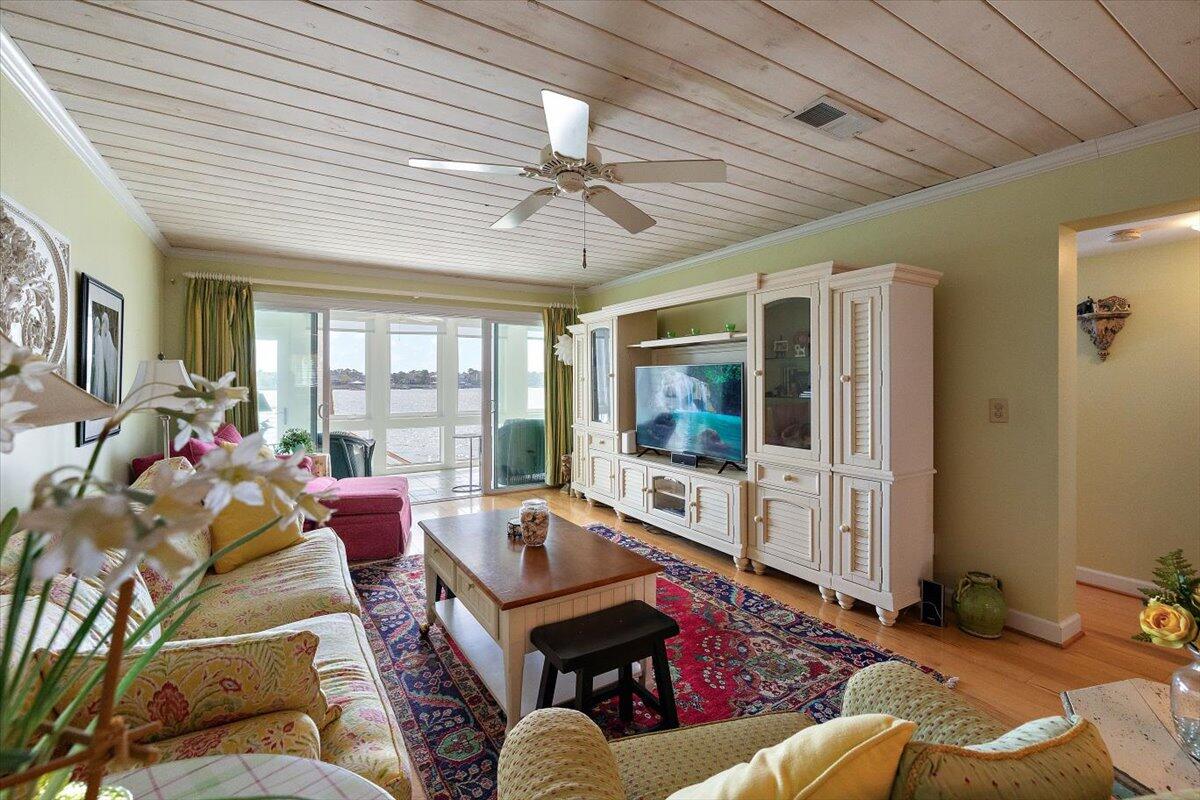 82 Mariners Cay Drive
