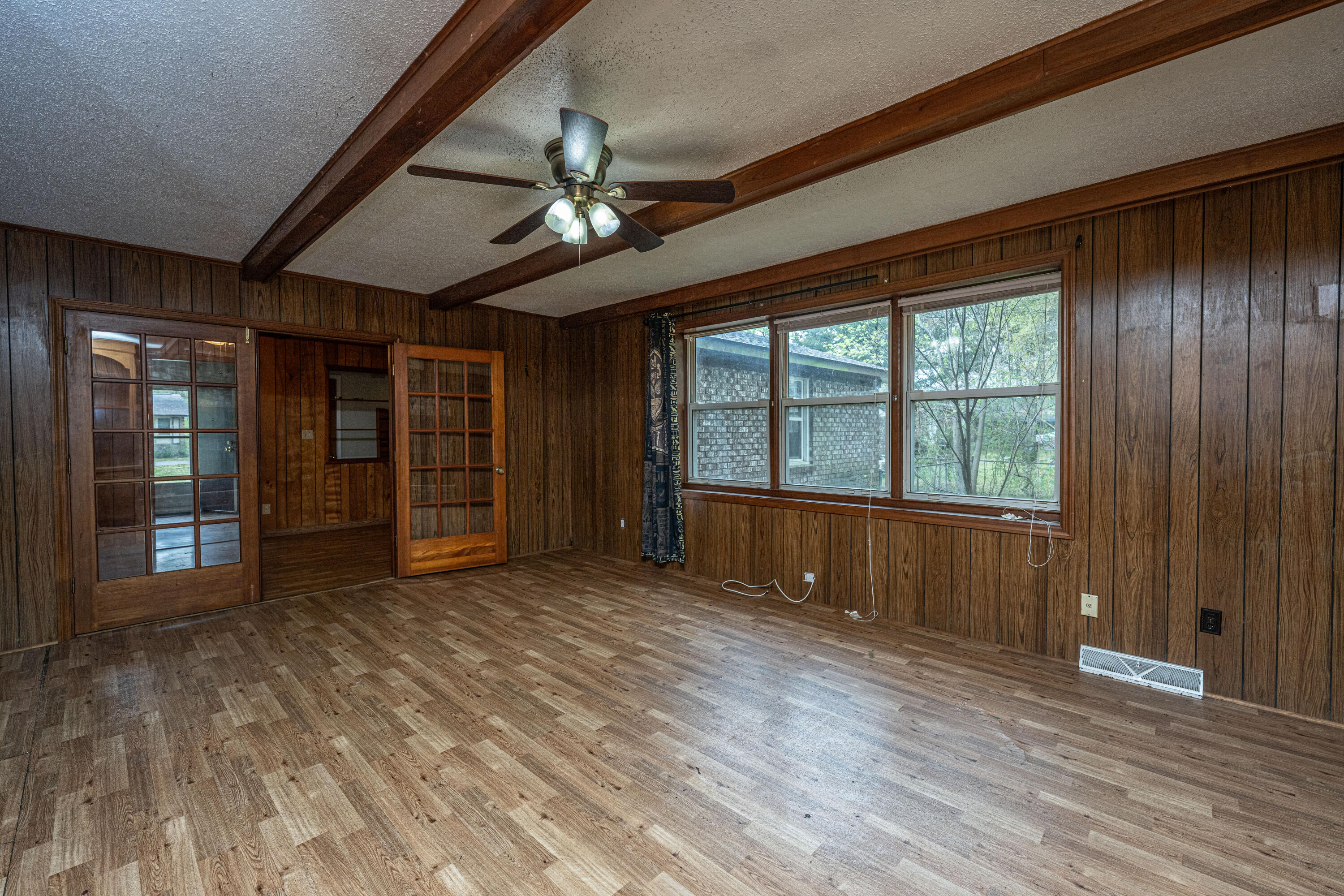 105 Henrietta Drive