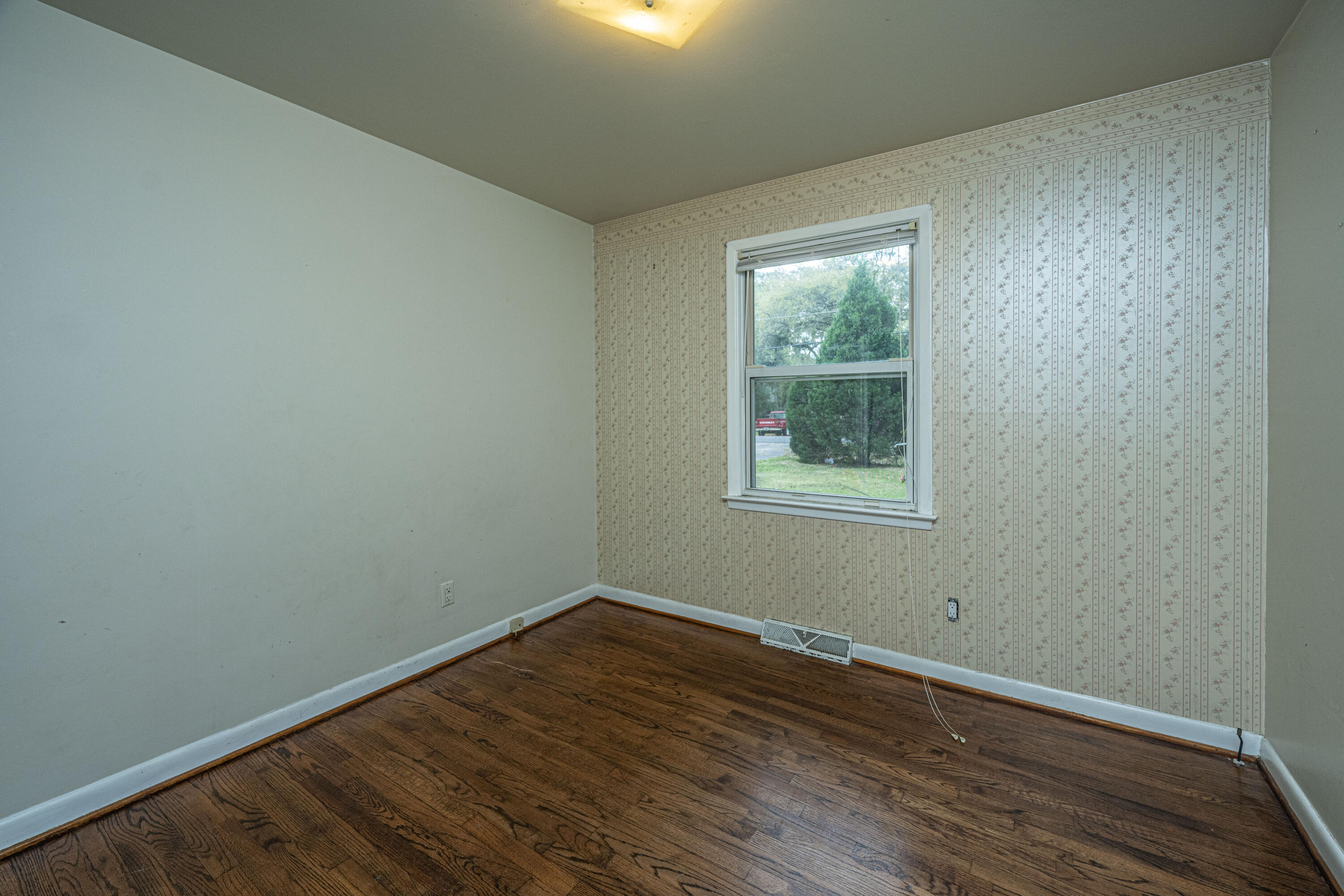 105 Henrietta Drive