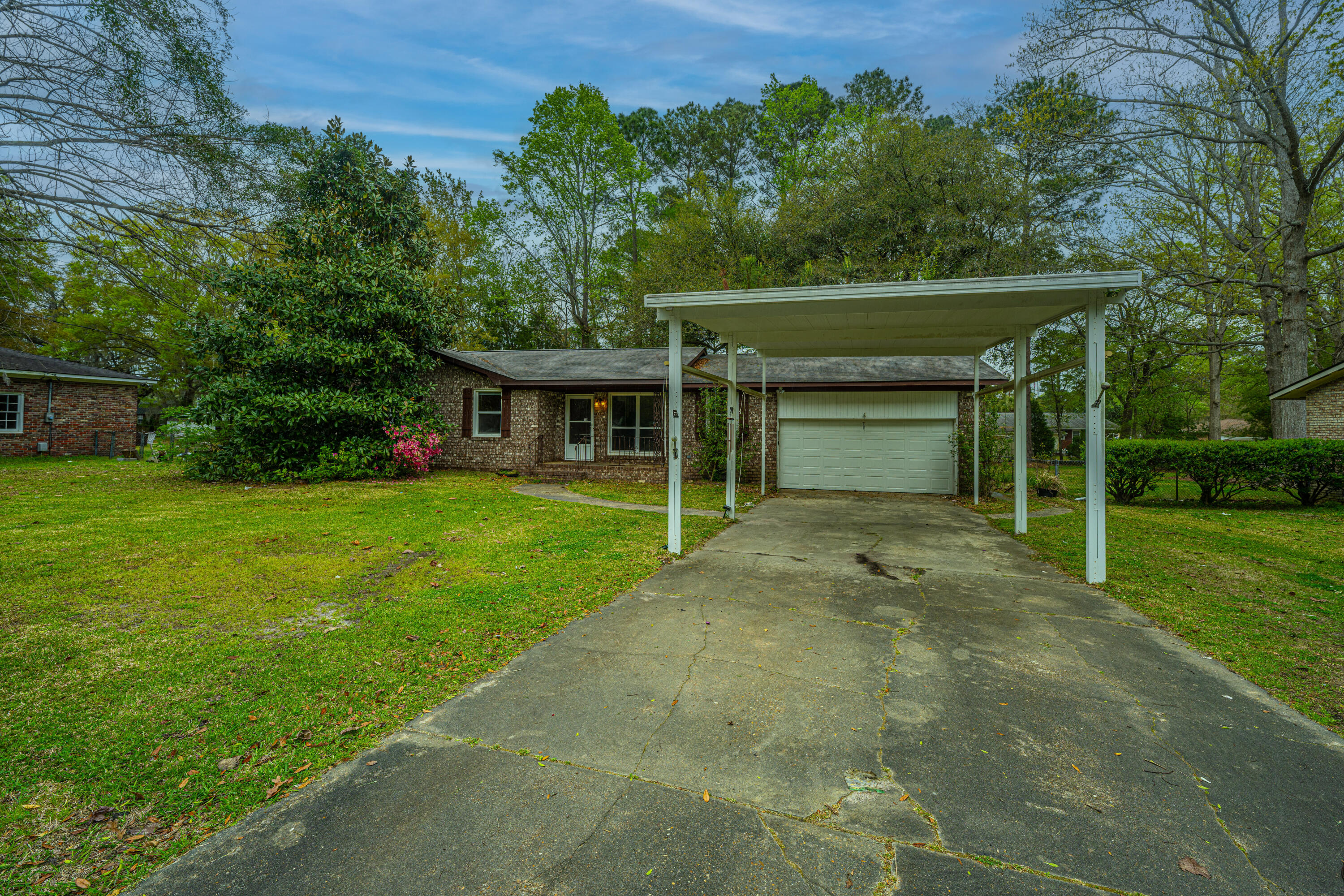105 Henrietta Drive