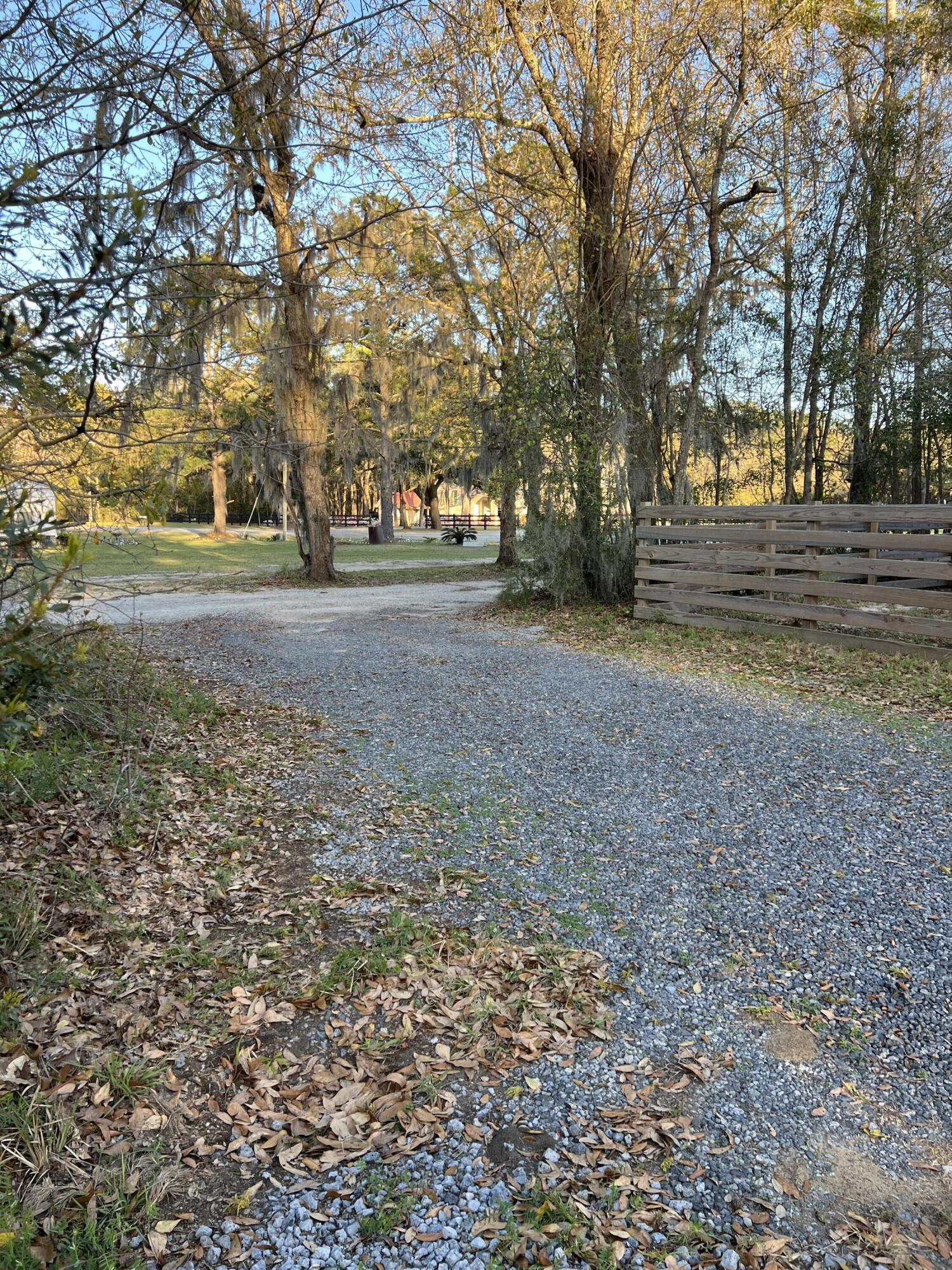 915 Ralph Nesbit Road