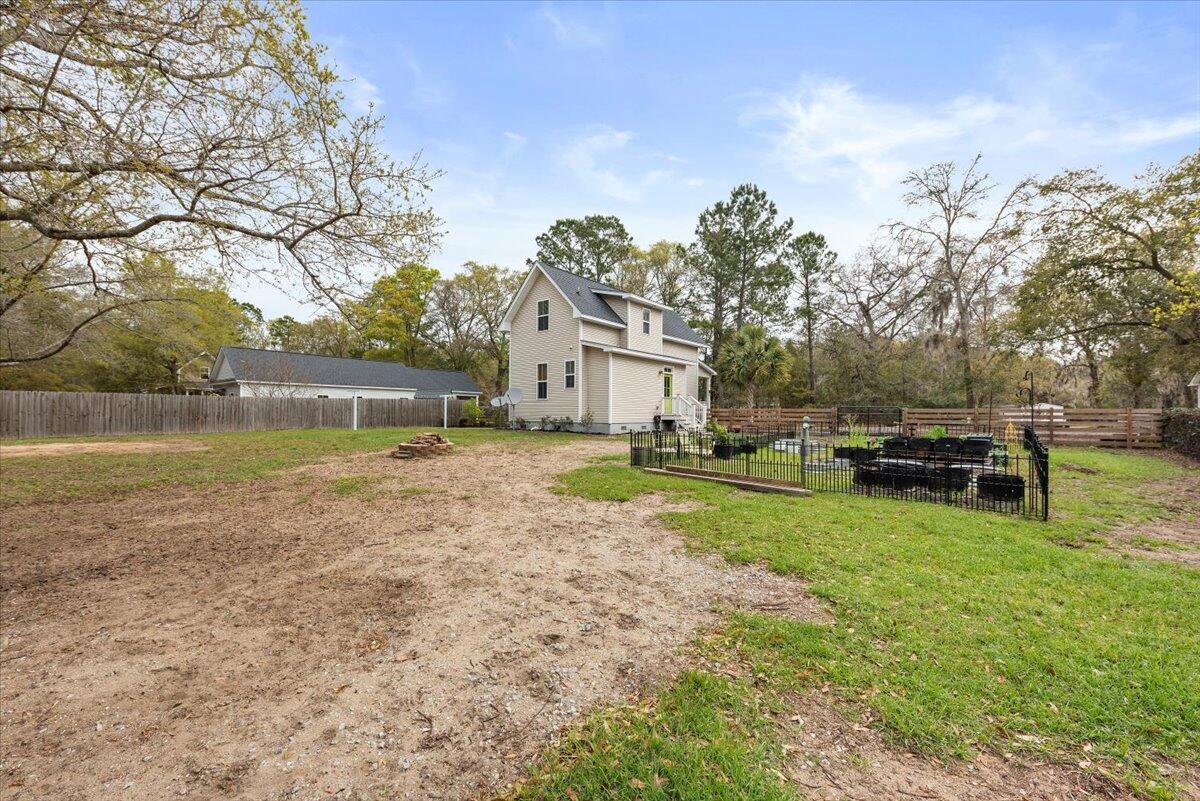 915 Ralph Nesbit Road