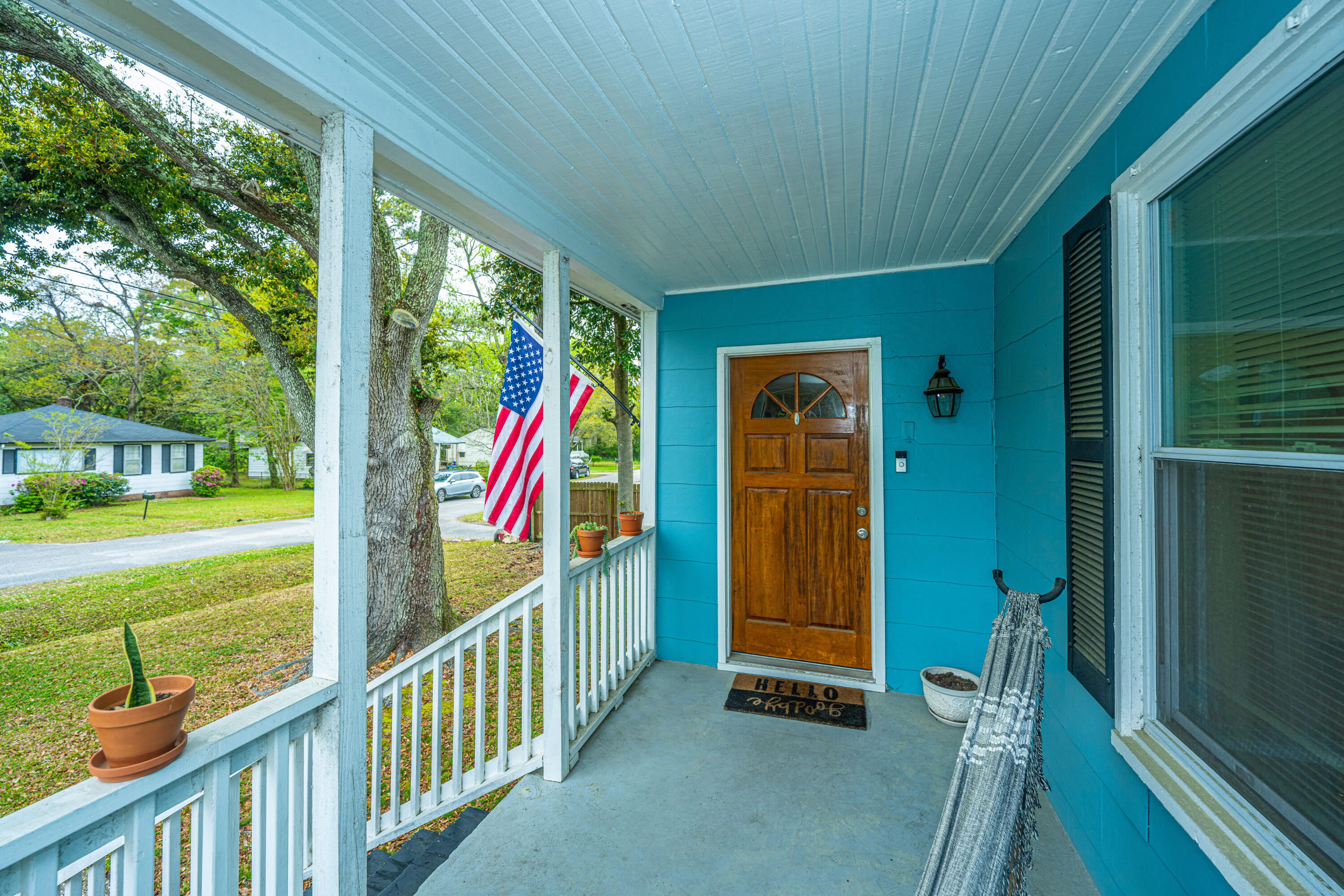 2722 Saratoga Road