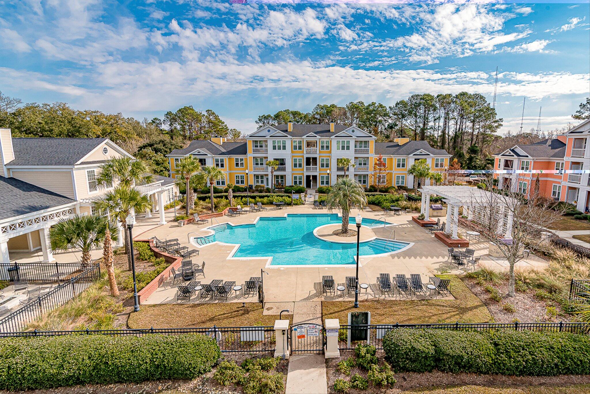 2424 Chatelain Way