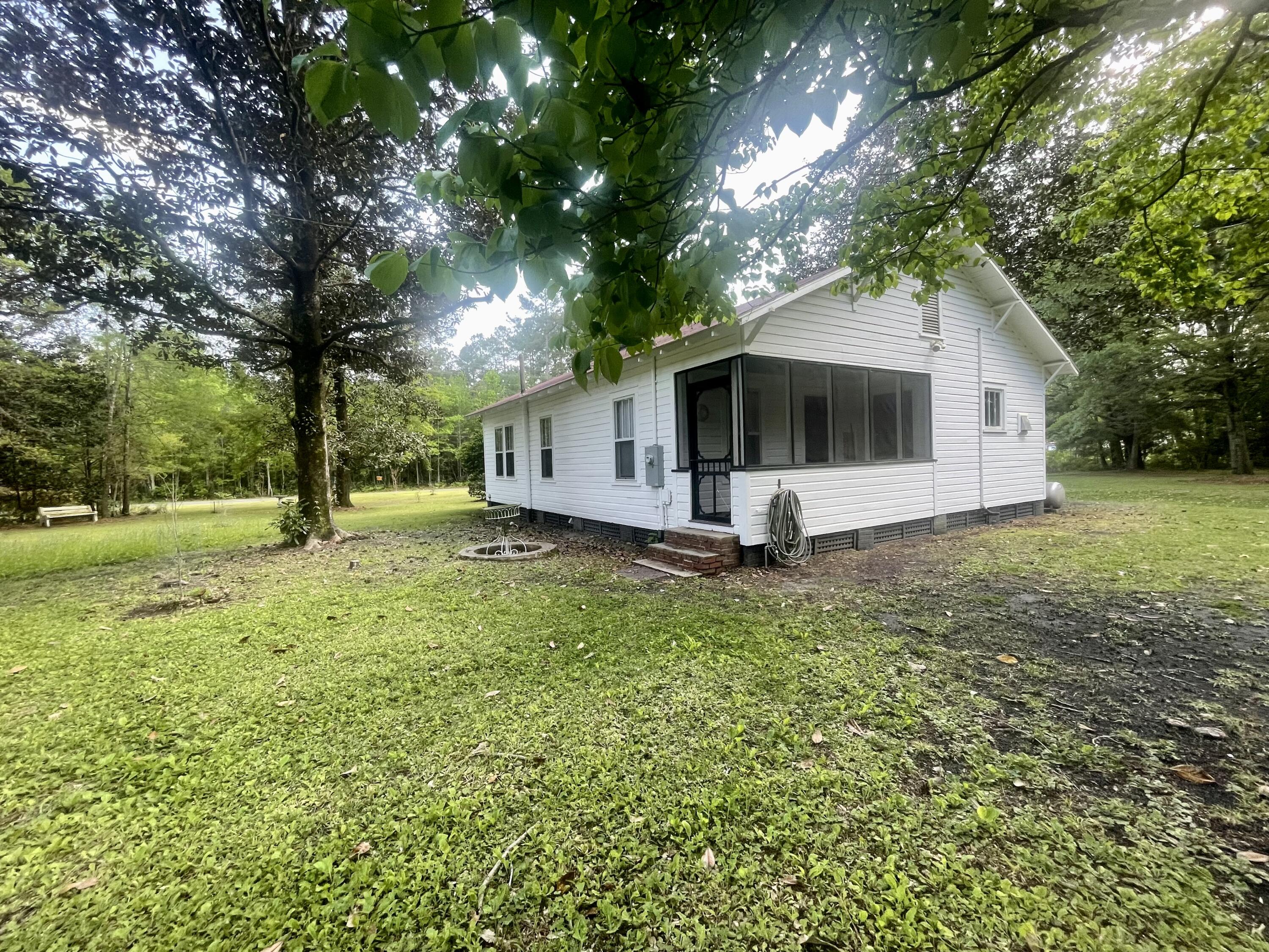 985 Barracada Road