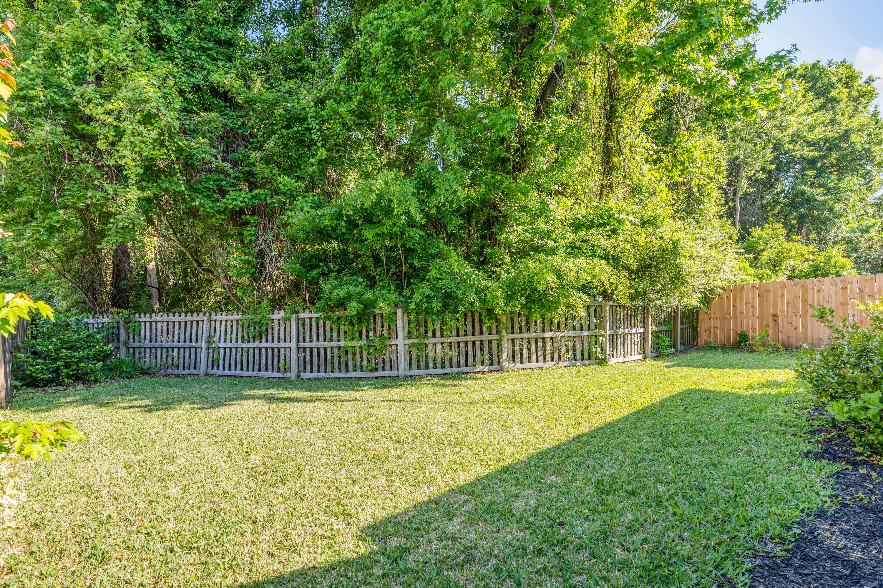2304 Kennison Lane
