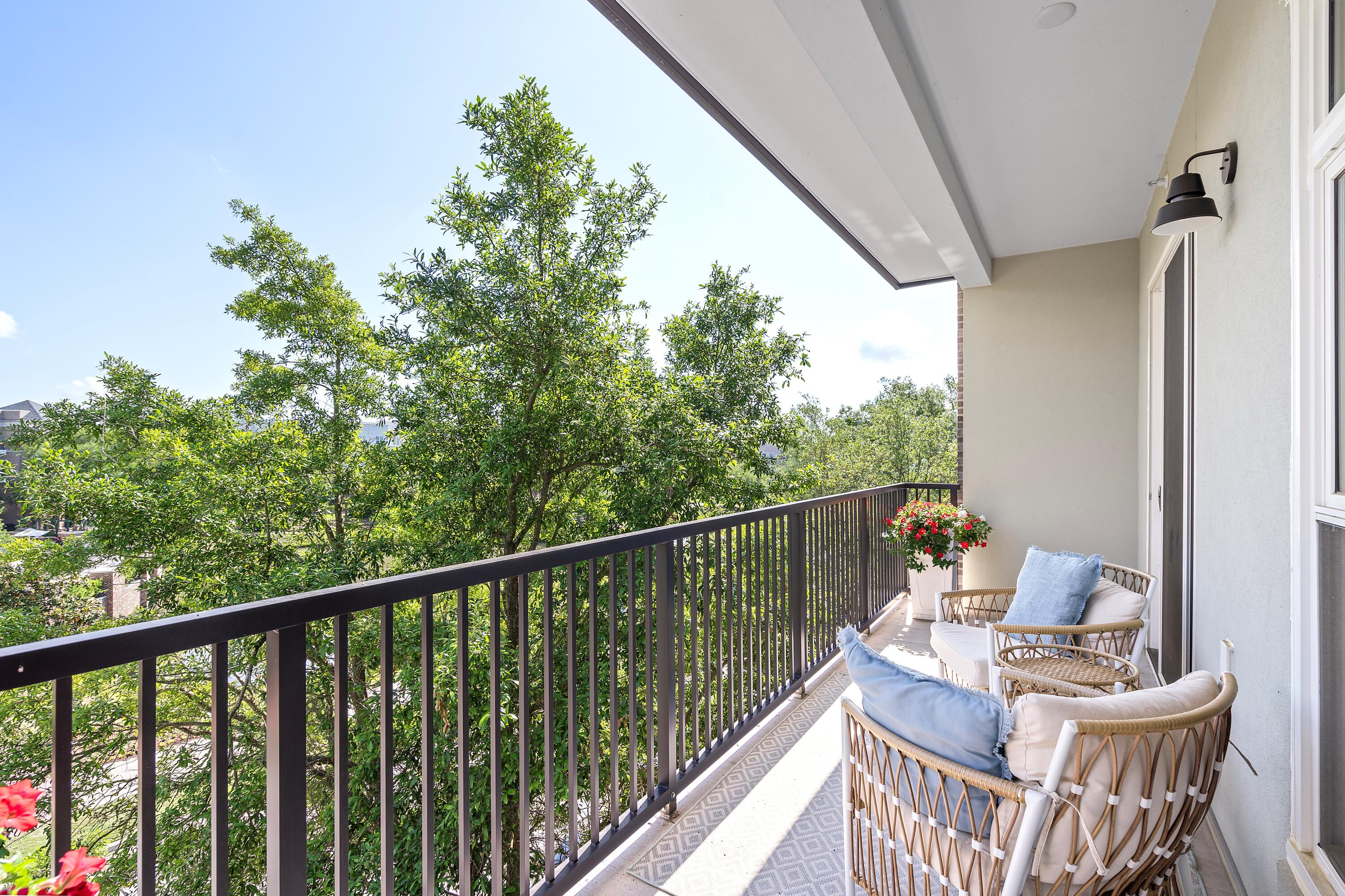 145 Pier View Street # 303