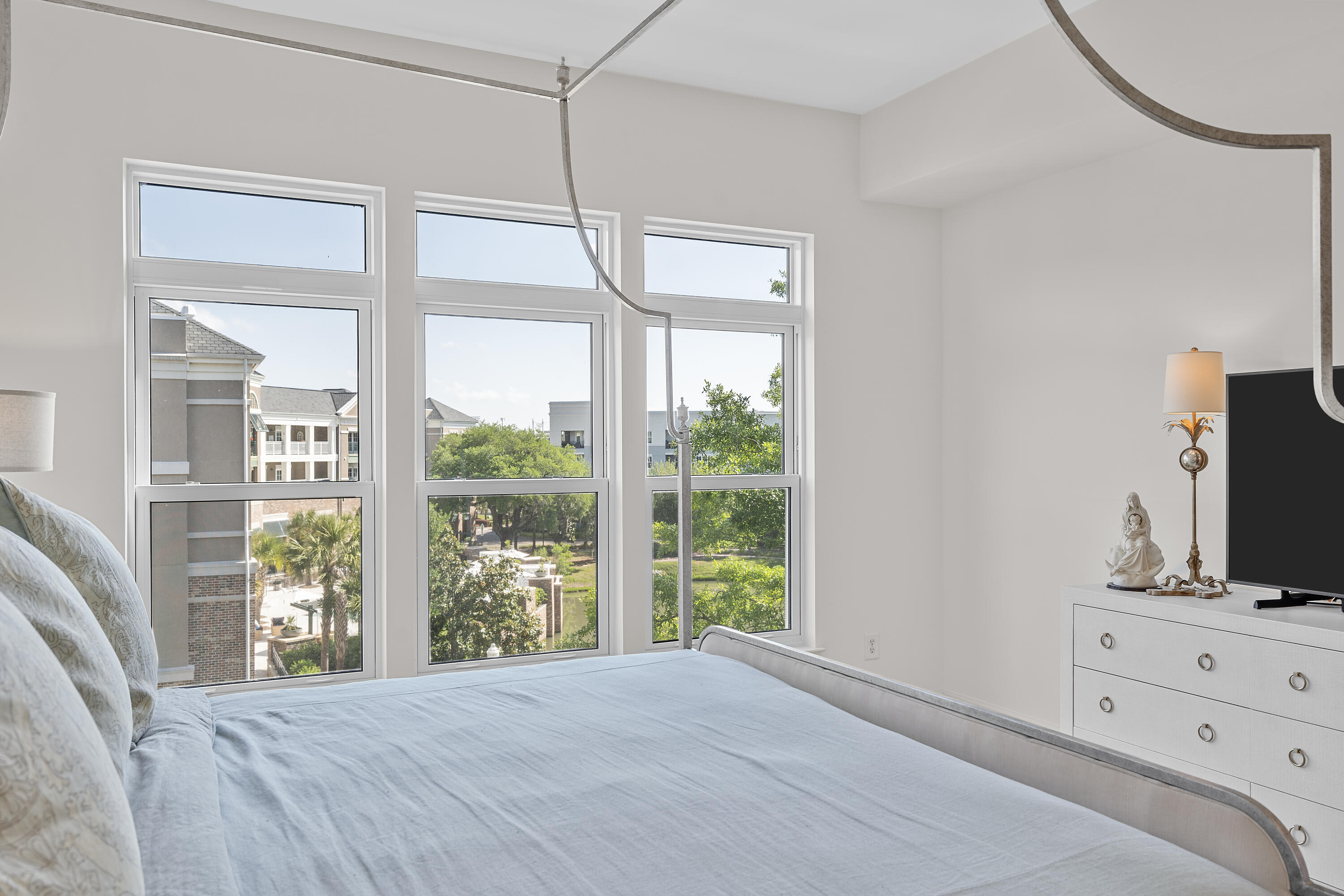 145 Pier View Street # 303