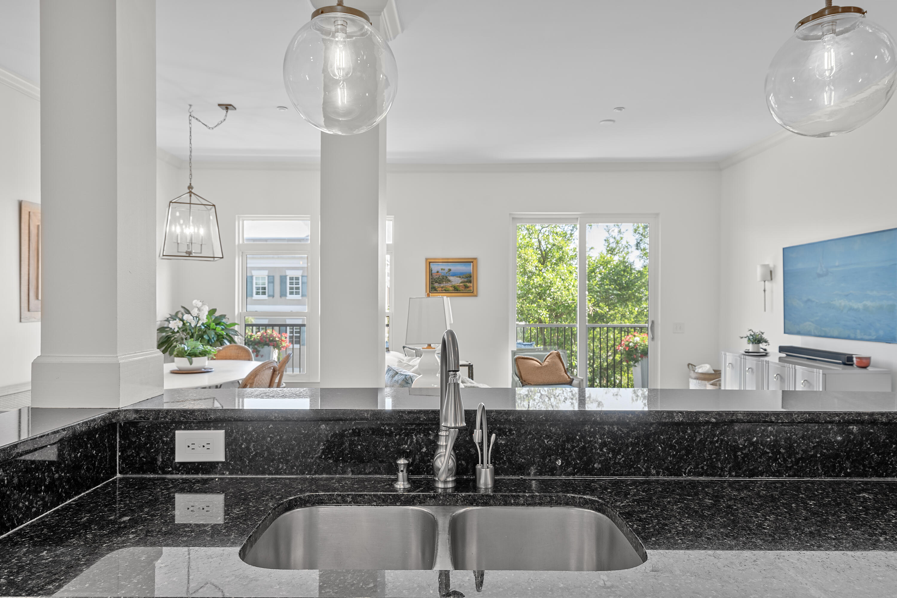 145 Pier View Street # 303