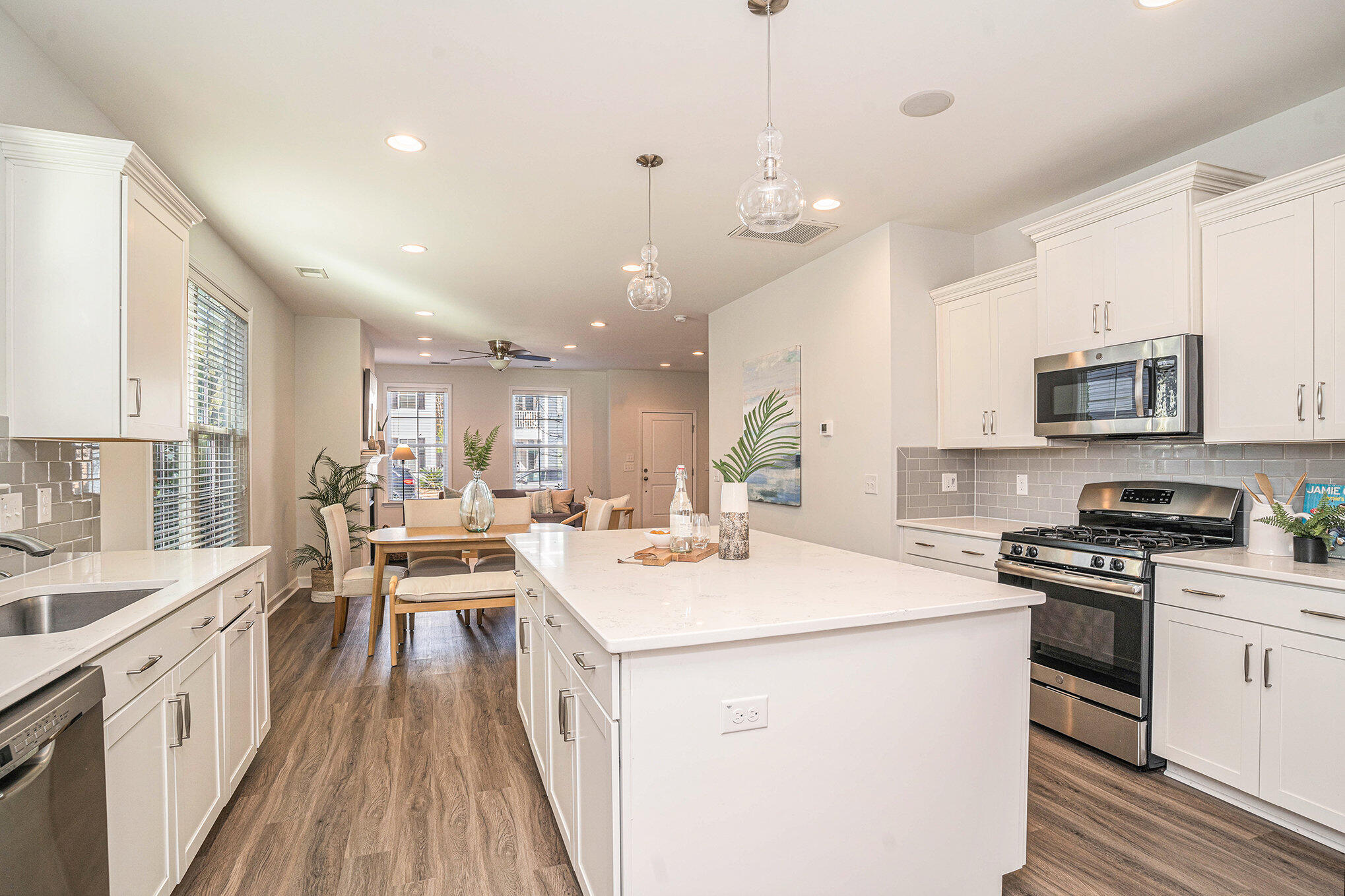 1672 Emmets Road