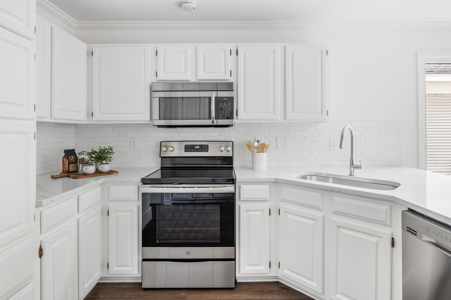 9113 Lafayette Court