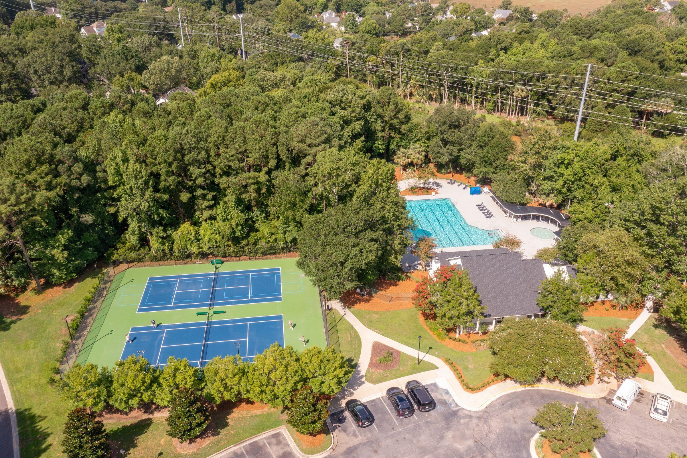 547 Castle Hall Road