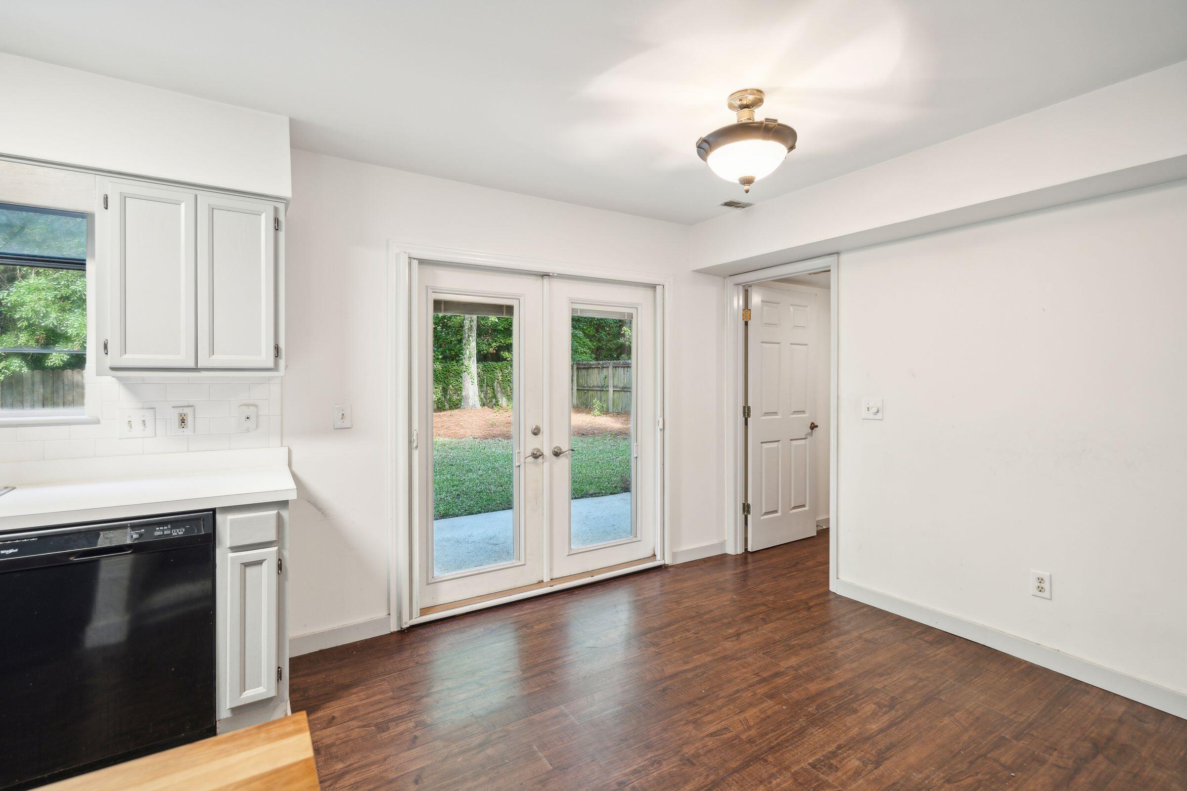 547 Castle Hall Road