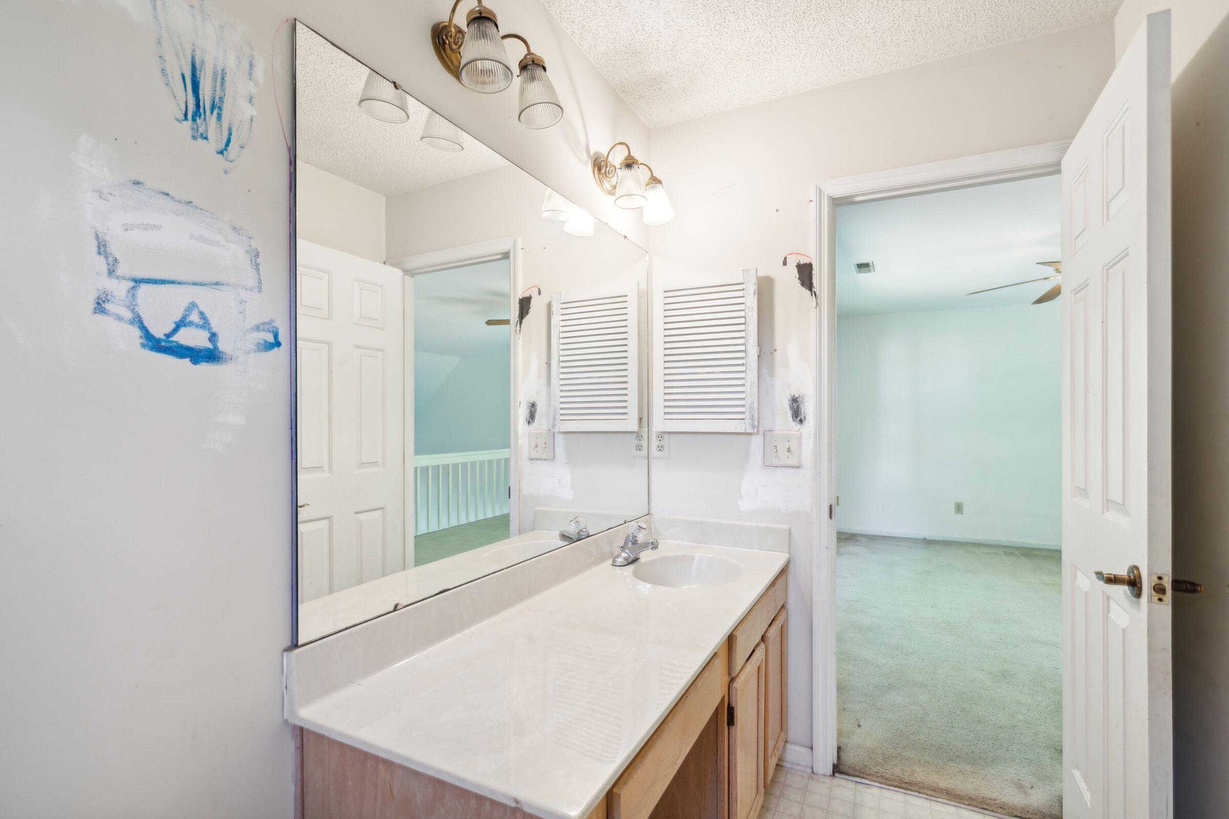 547 Castle Hall Road
