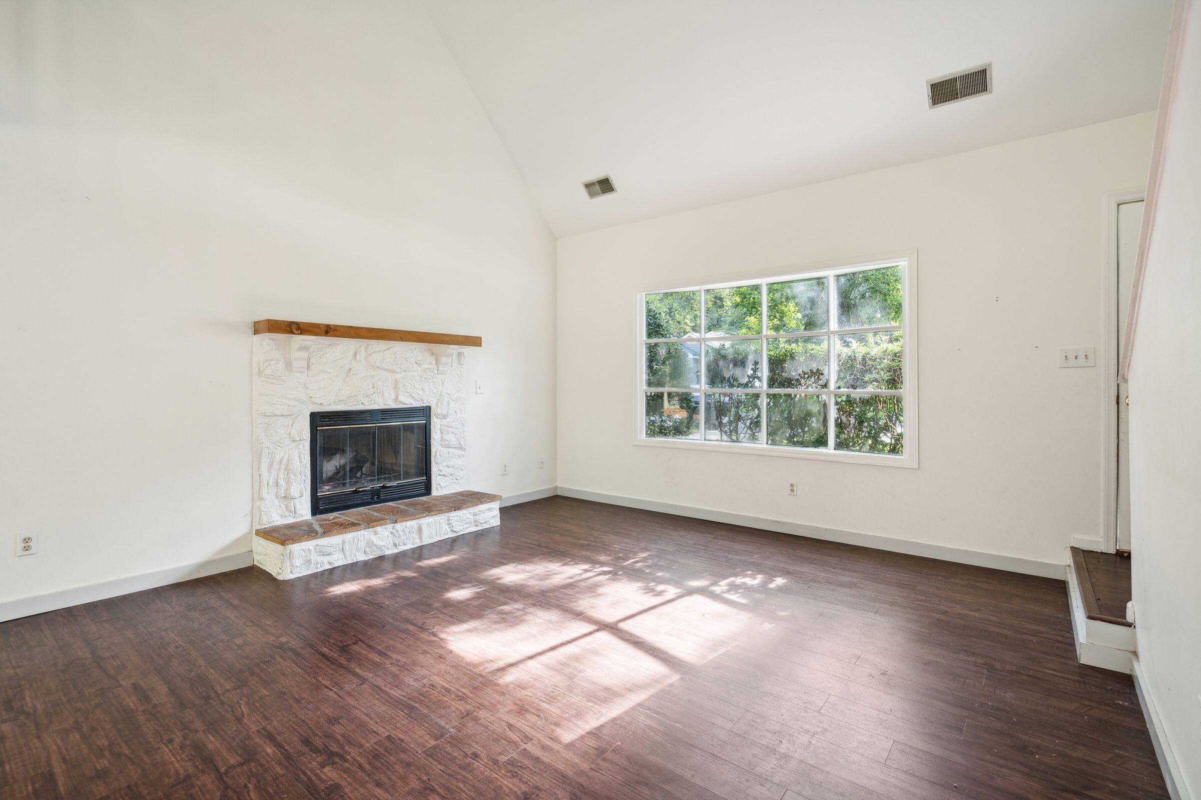 547 Castle Hall Road