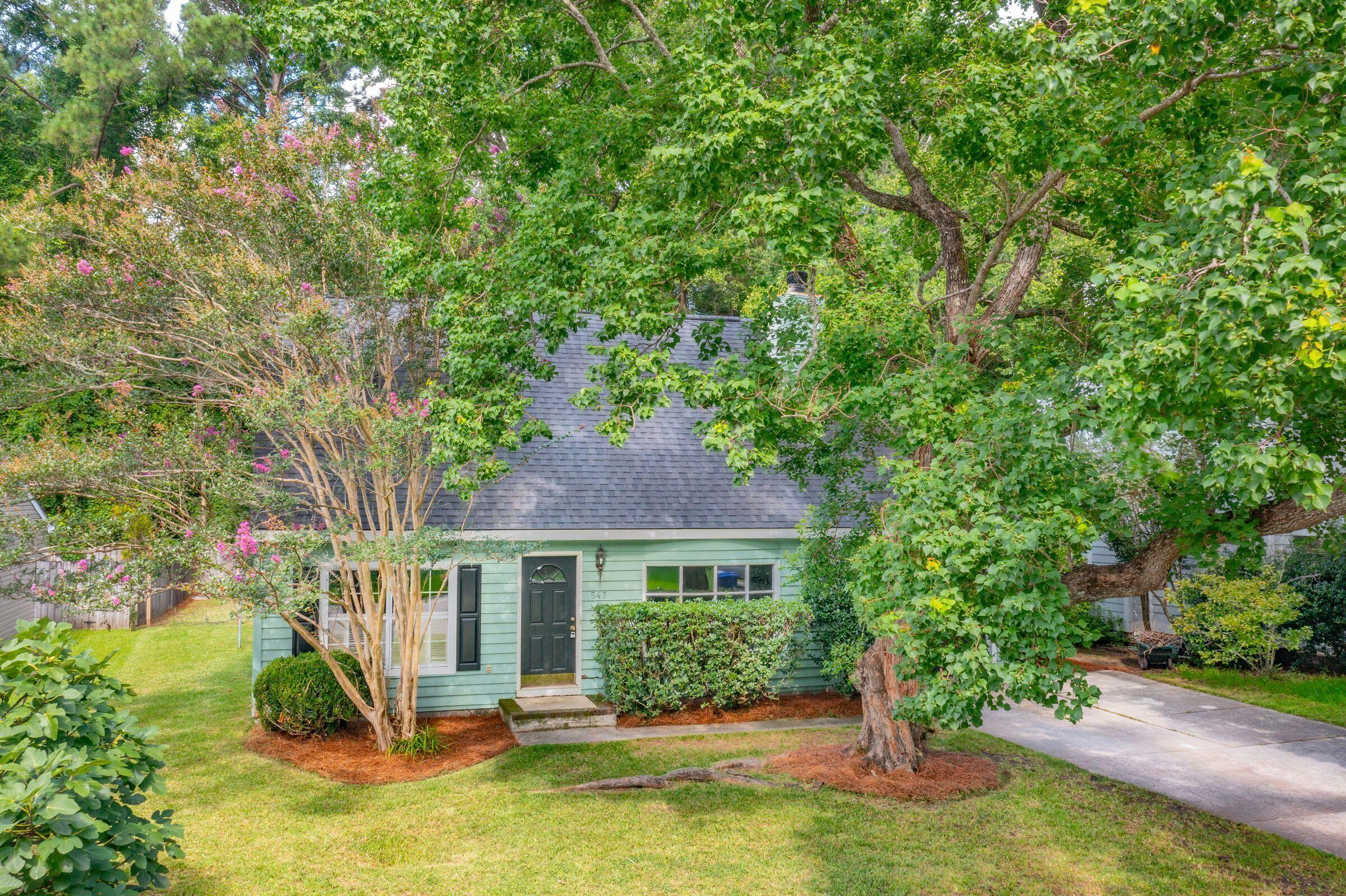 547 Castle Hall Road