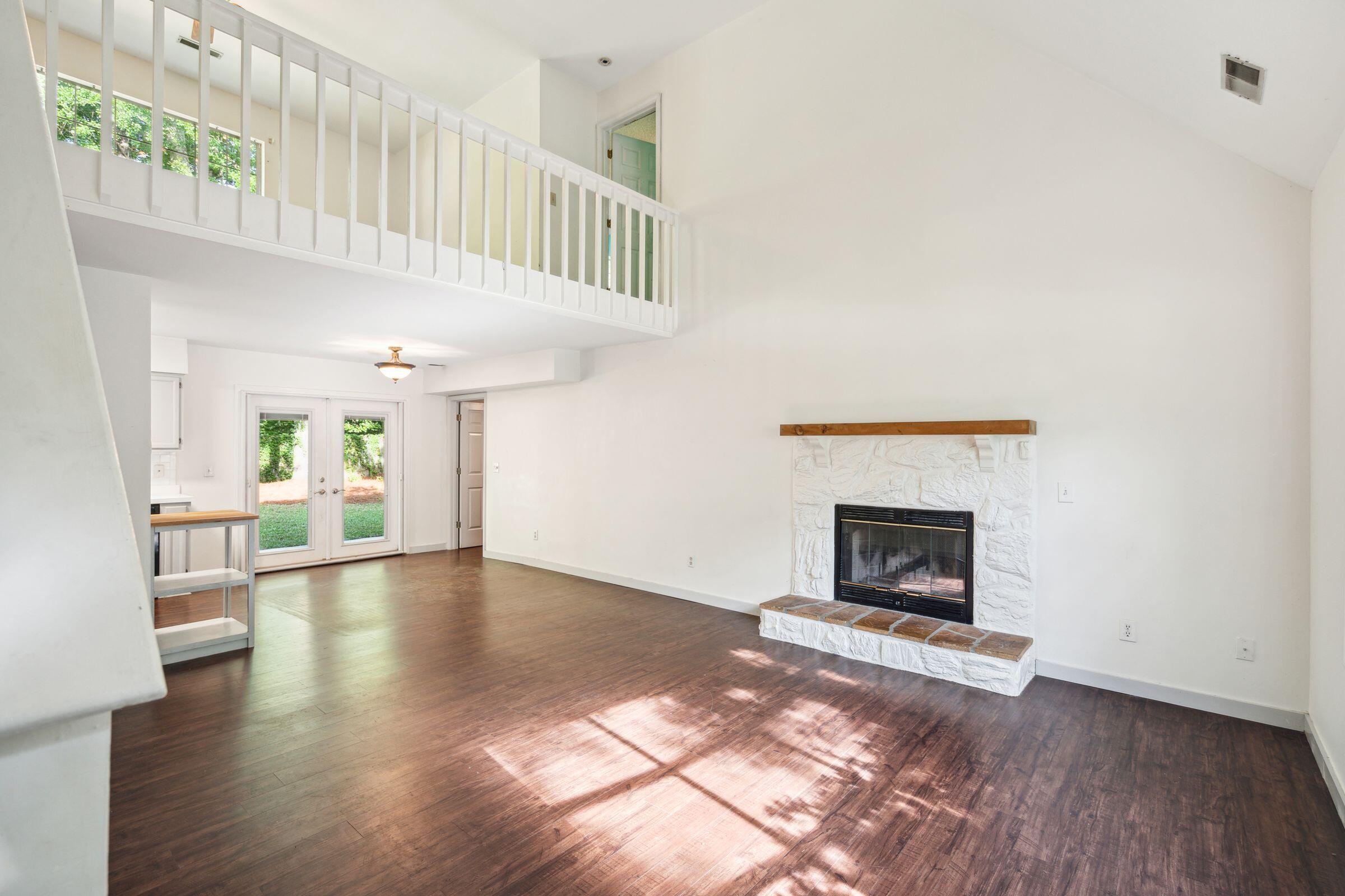 547 Castle Hall Road