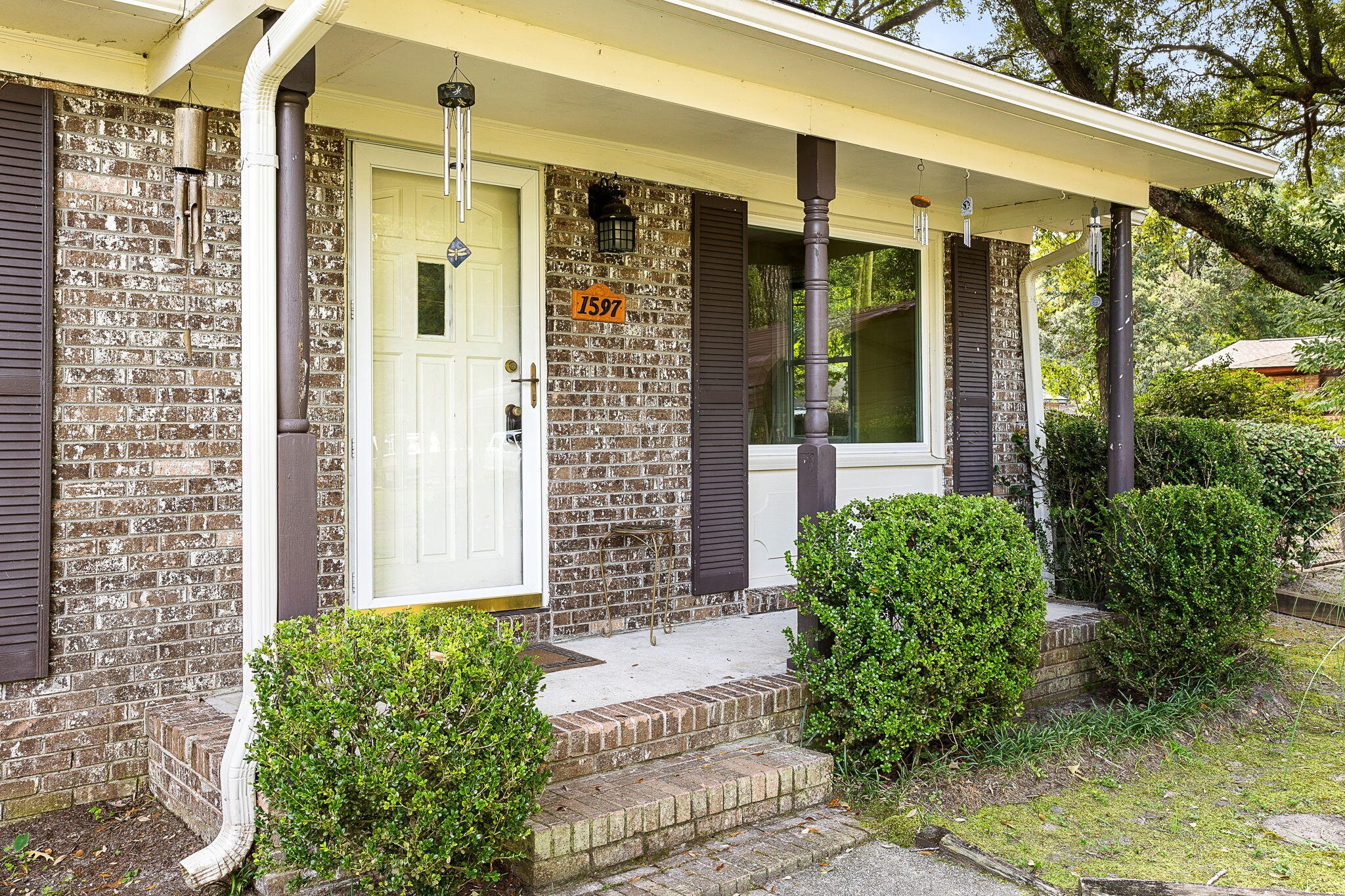 1597 Saint Johns Drive