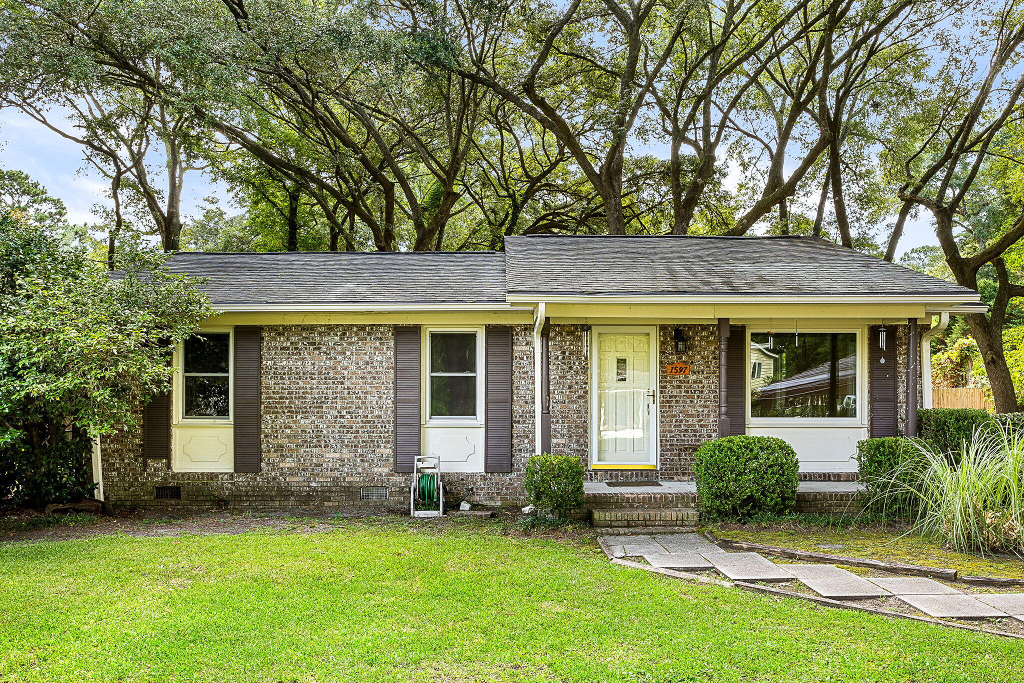 1597 Saint Johns Drive