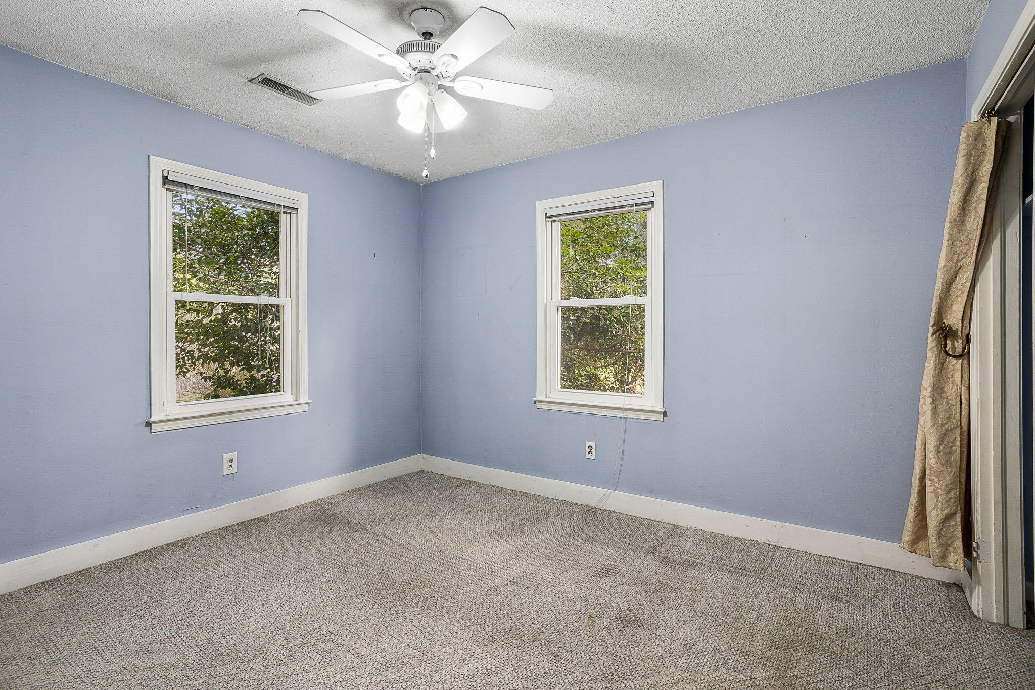 1597 Saint Johns Drive