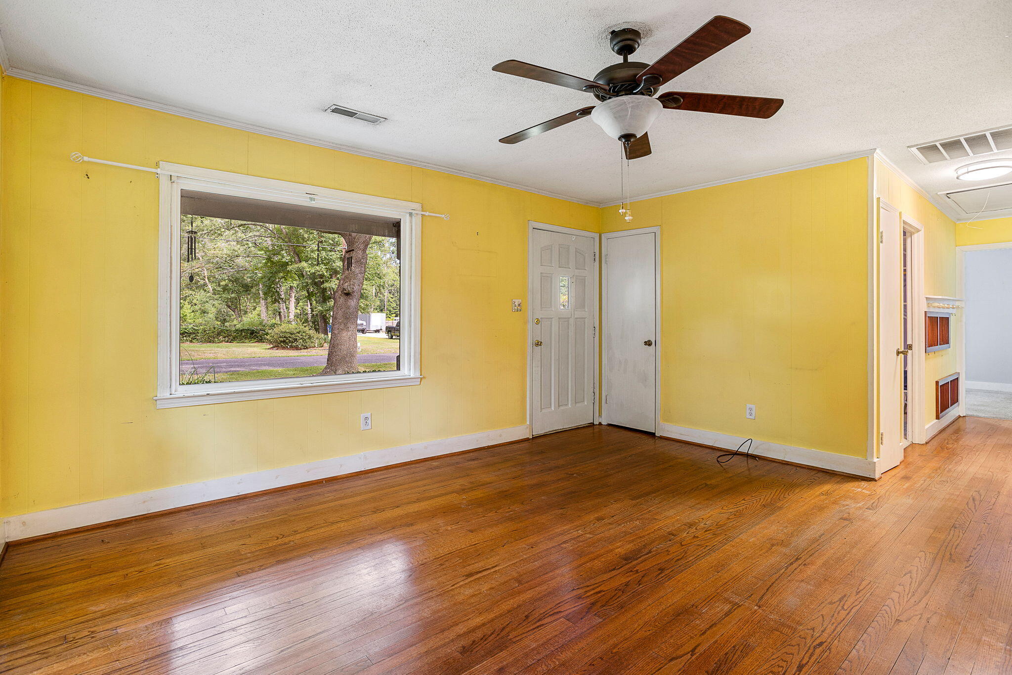 1597 Saint Johns Drive