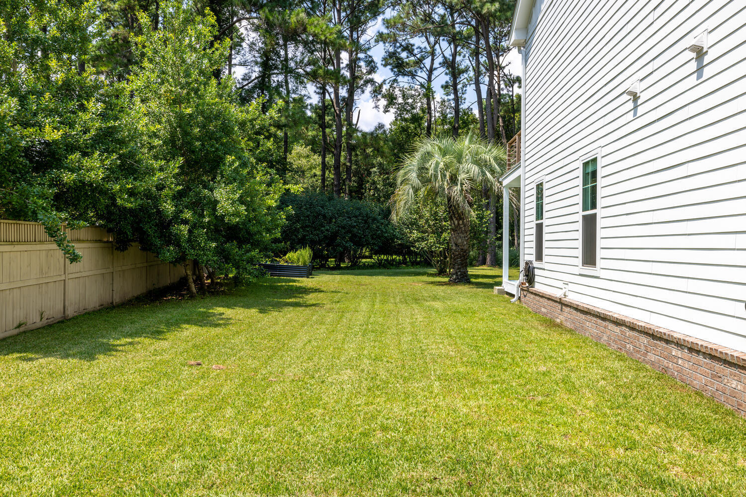 1179 Moss Bluff