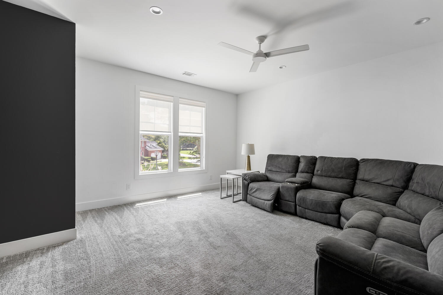 1179 Moss Bluff