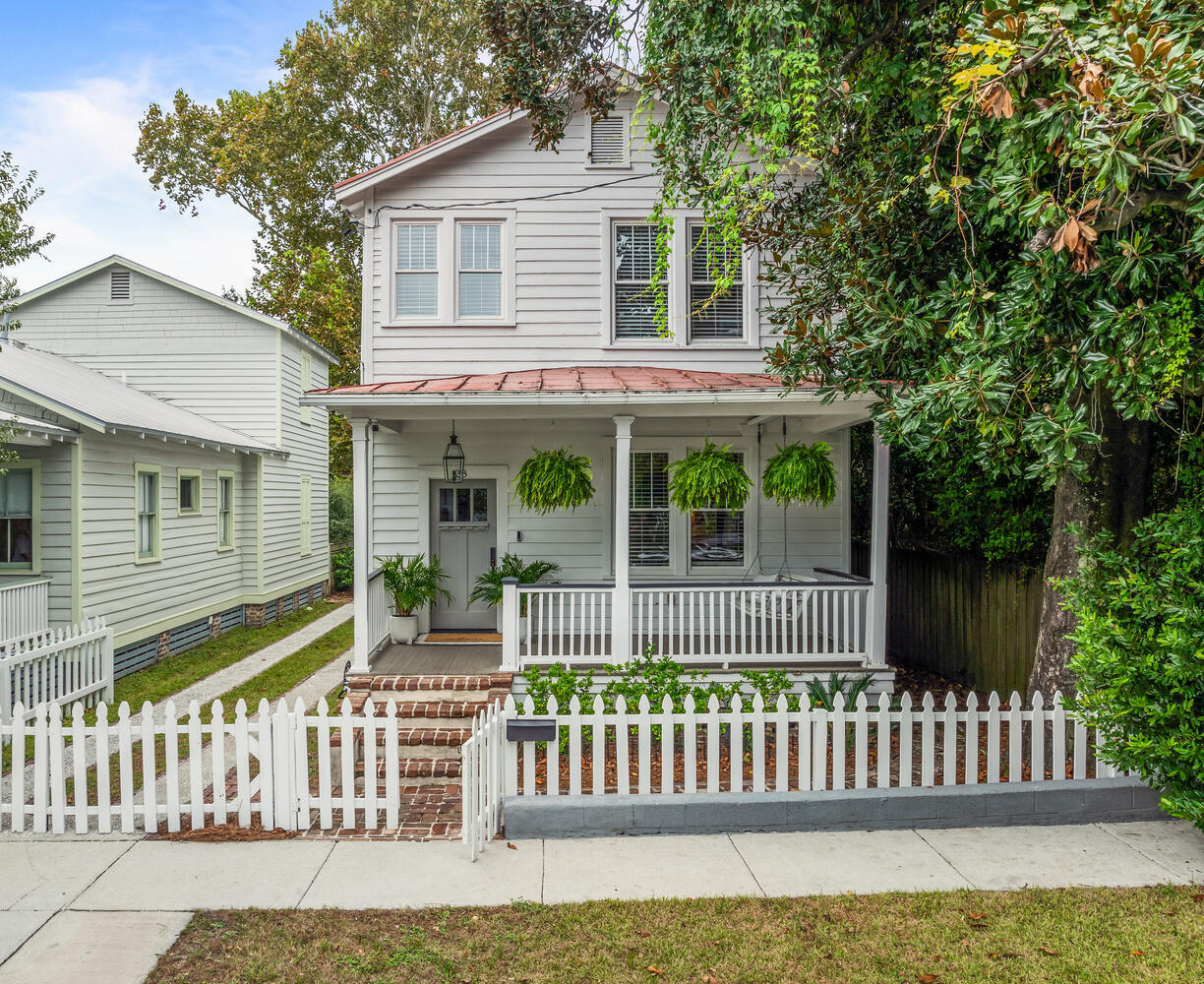 28 Lenox Street