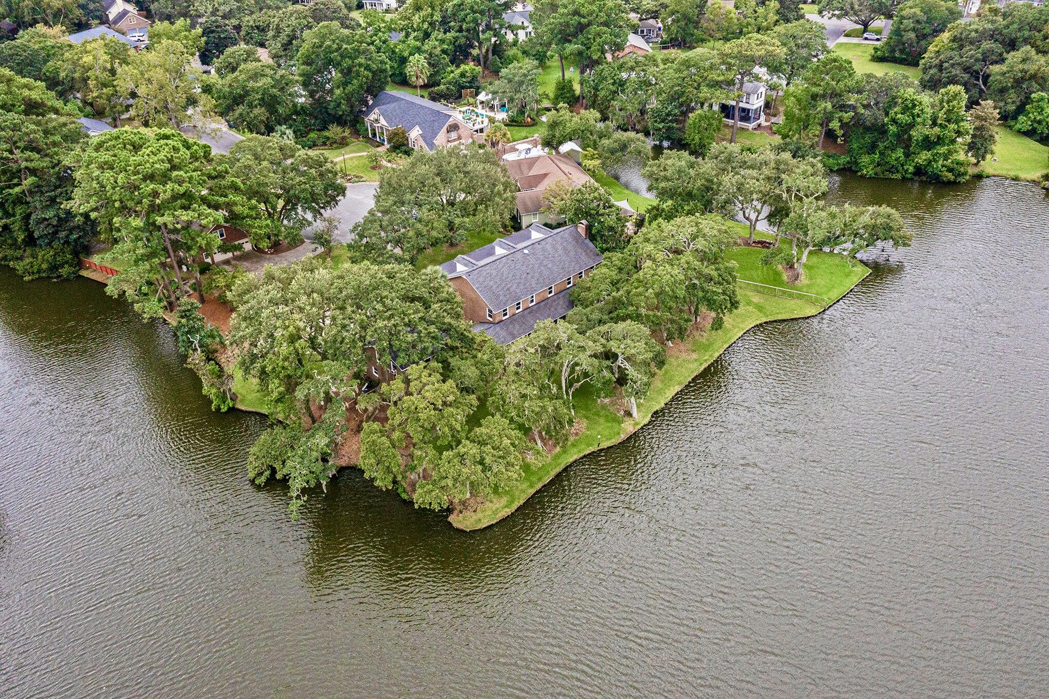 670 Libbys Point