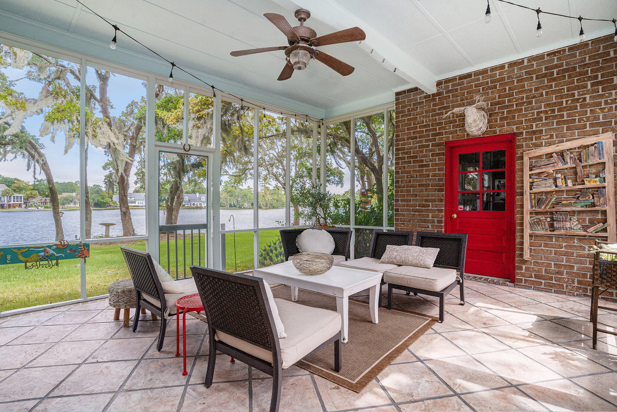 670 Libbys Point