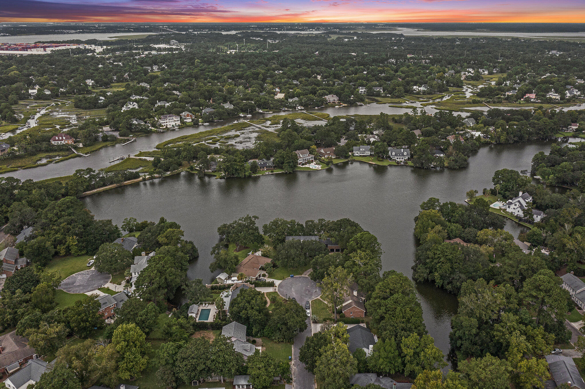 670 Libbys Point