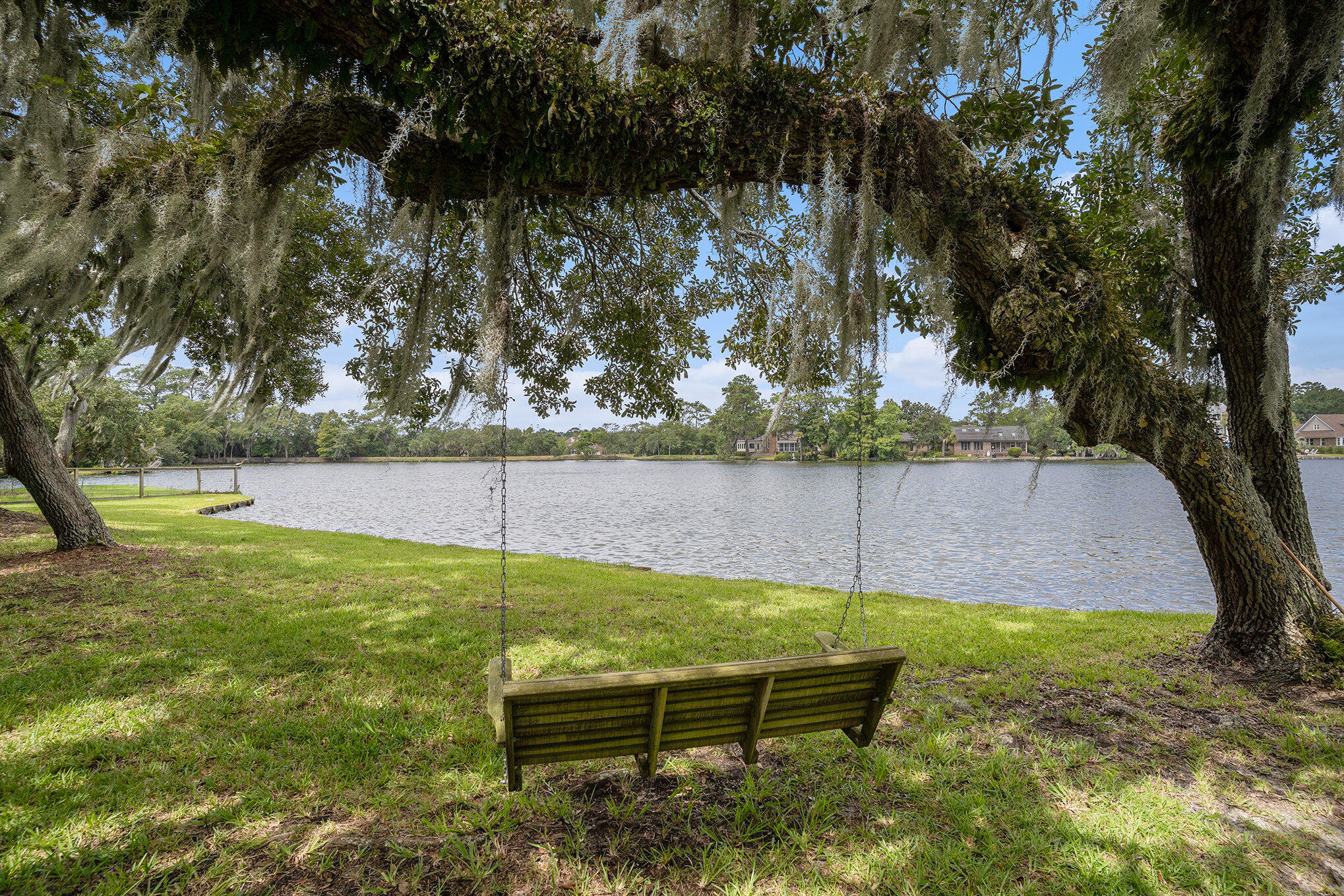 670 Libbys Point