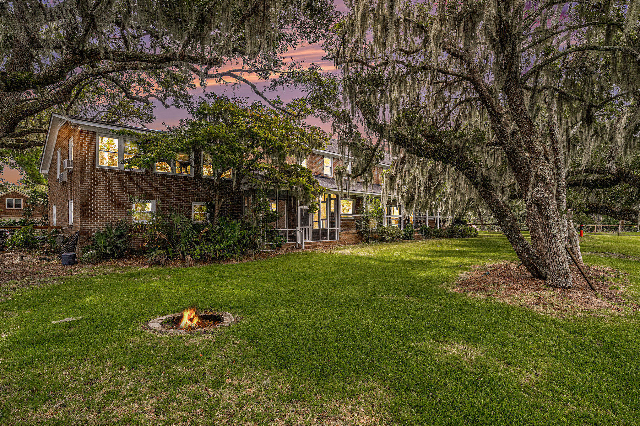 670 Libbys Point